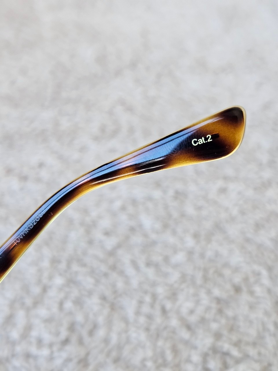 Gucci GG0528S Men's Aviator Sunglasses