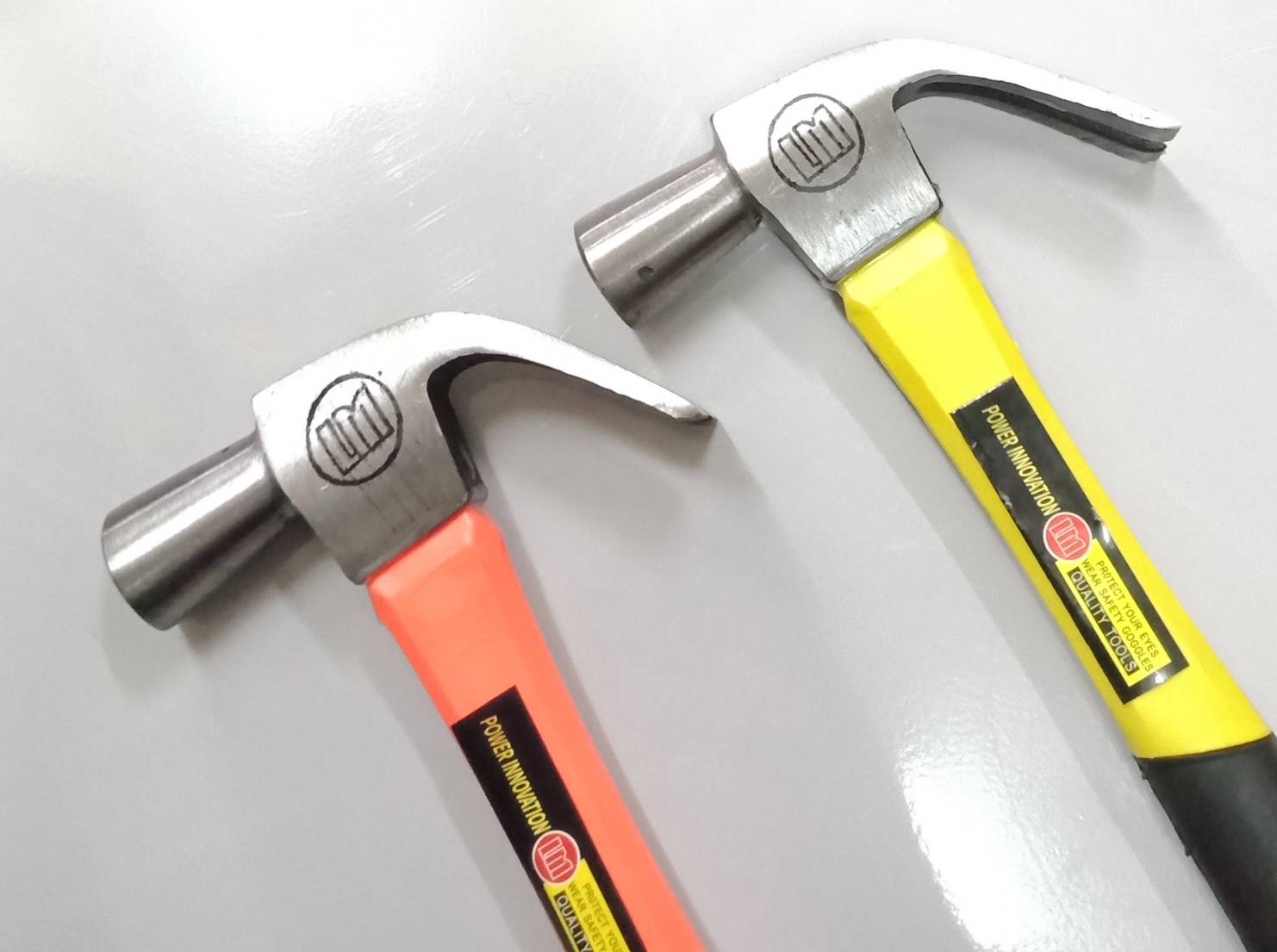 ค้อนหงอนด้ามไฟเบอร์ 27mm รุ่นประหยัด