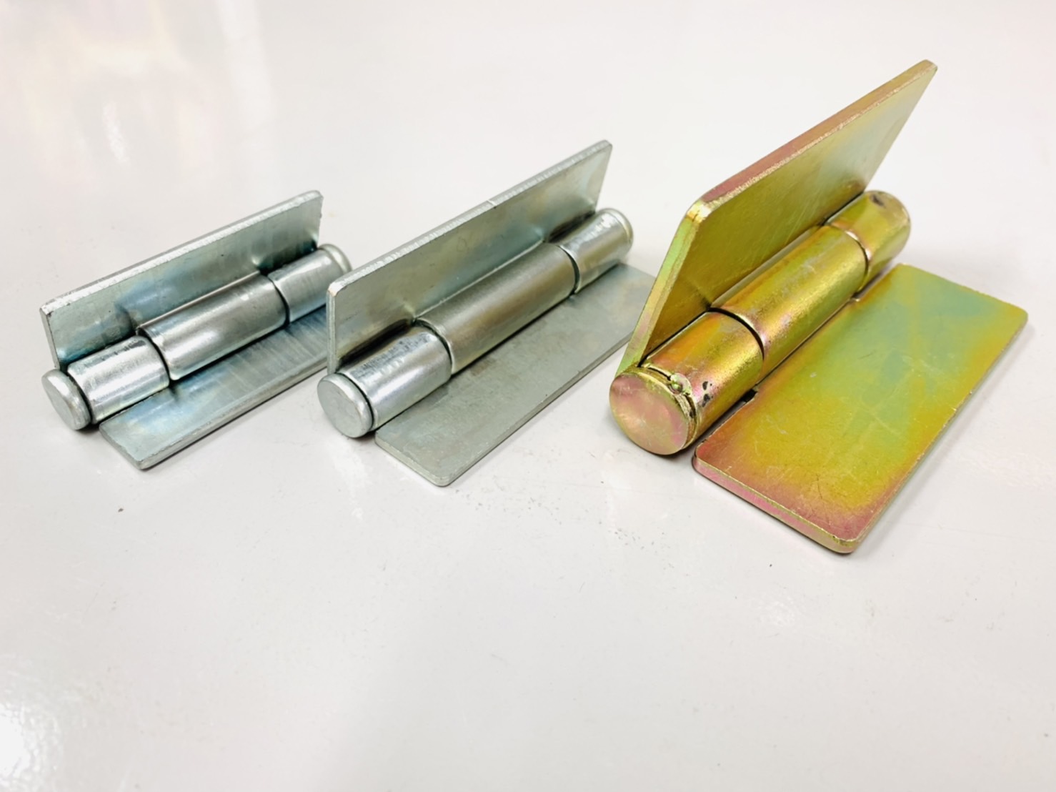 บานพับประตูรั้ว