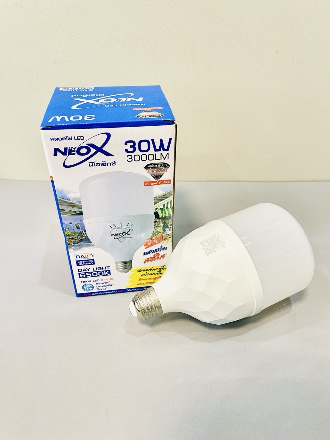 หลอด Bulb ที-เร็กซ์ NeoX