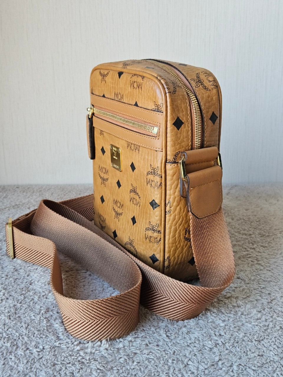 MCM Crossbody Mini Conyac