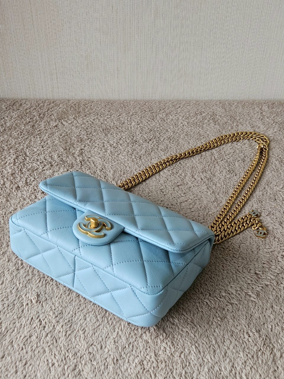 Chanel 22P Seasonal Mini Square Flap Bag Lambskin Light Blue And Enamel With Gold Hardware Metalplate