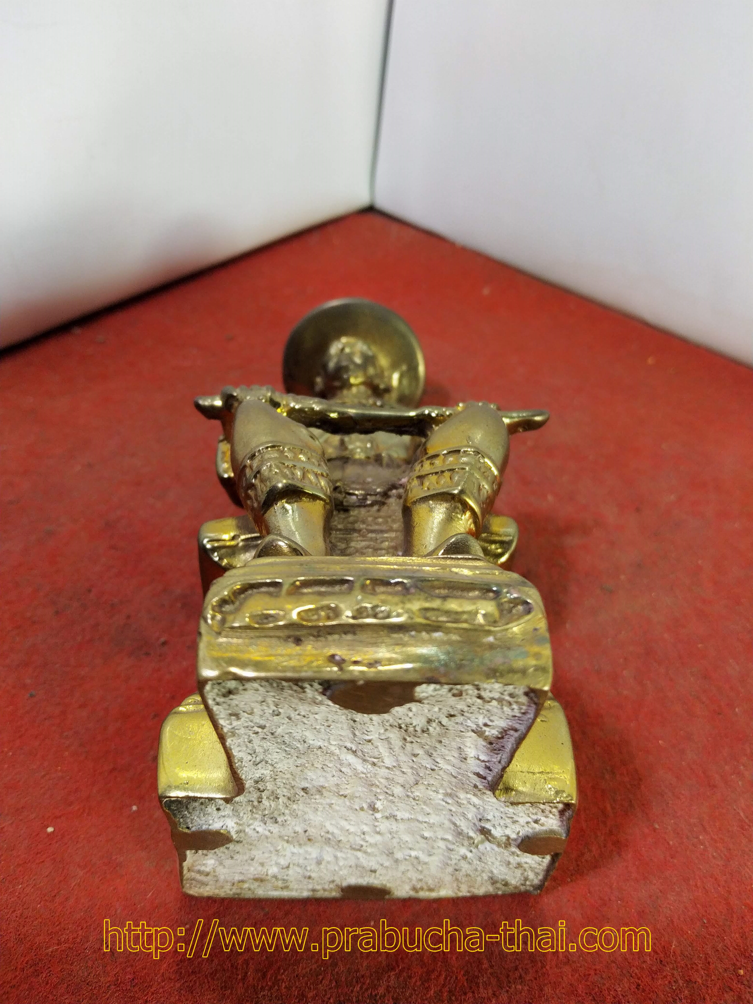 พระบรมรูปจำลอง สมเด็จพระเจ้าตากสินมหาราช เนื้อทองเหลือง