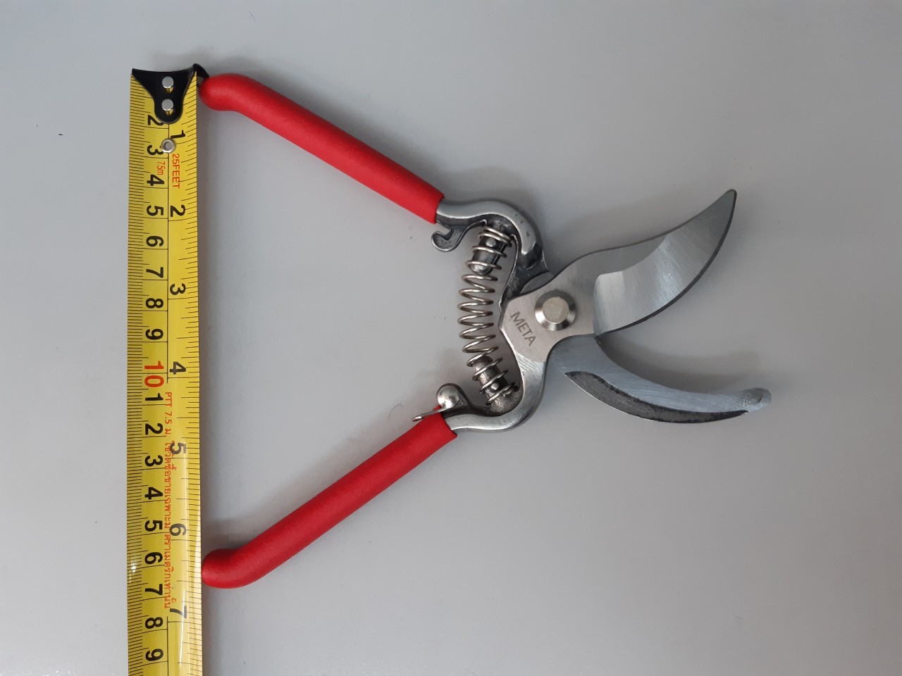 กรรไกรตัดกิ่ง 8" HV-808 Meta ปากโค้ง