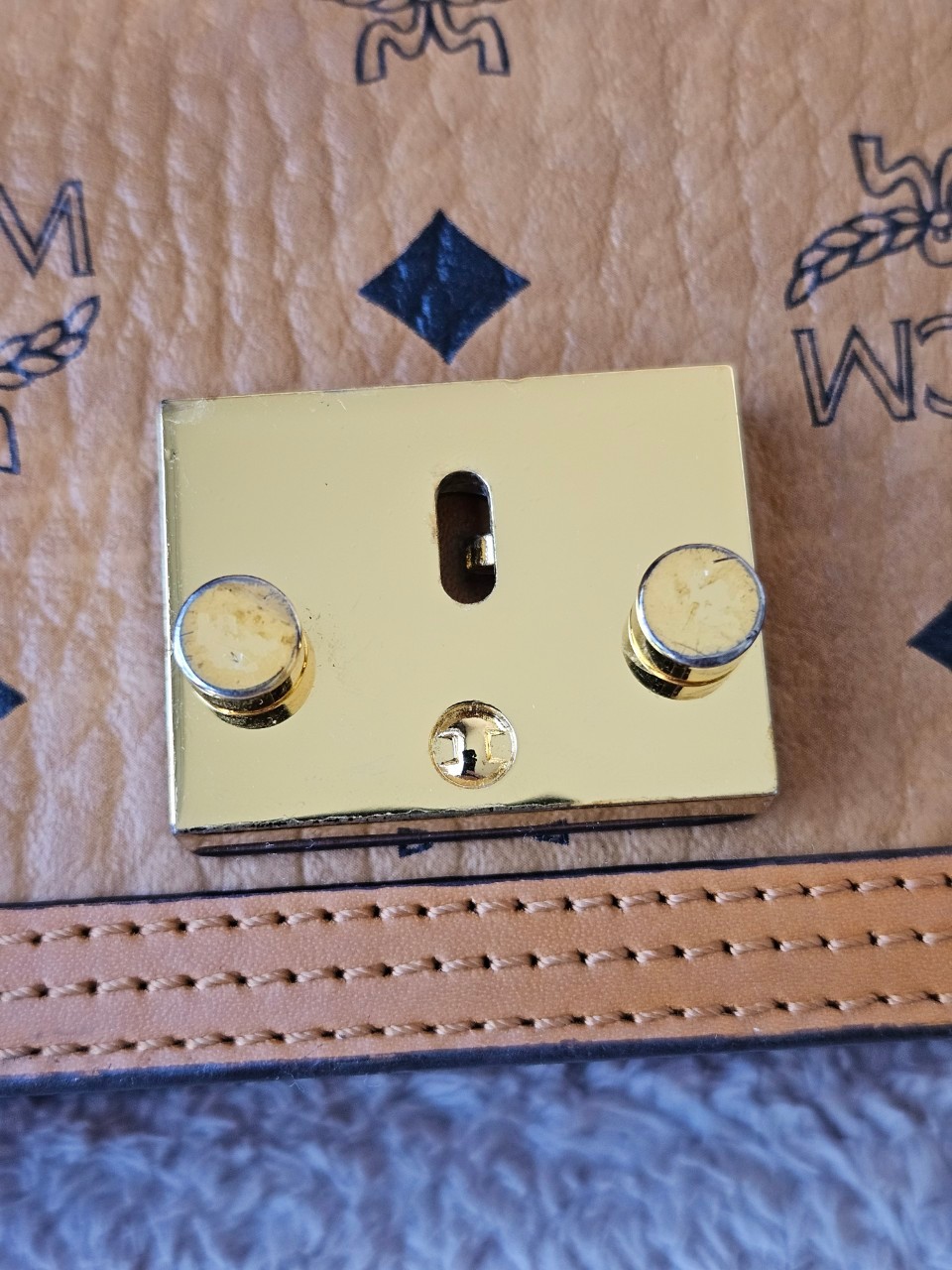 MCM Tracy Crossbody in Visetos