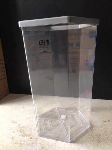 ถังขยะทรงหกเหลี่ยม ถังขยะพลาสติกใส 56 ลิตร