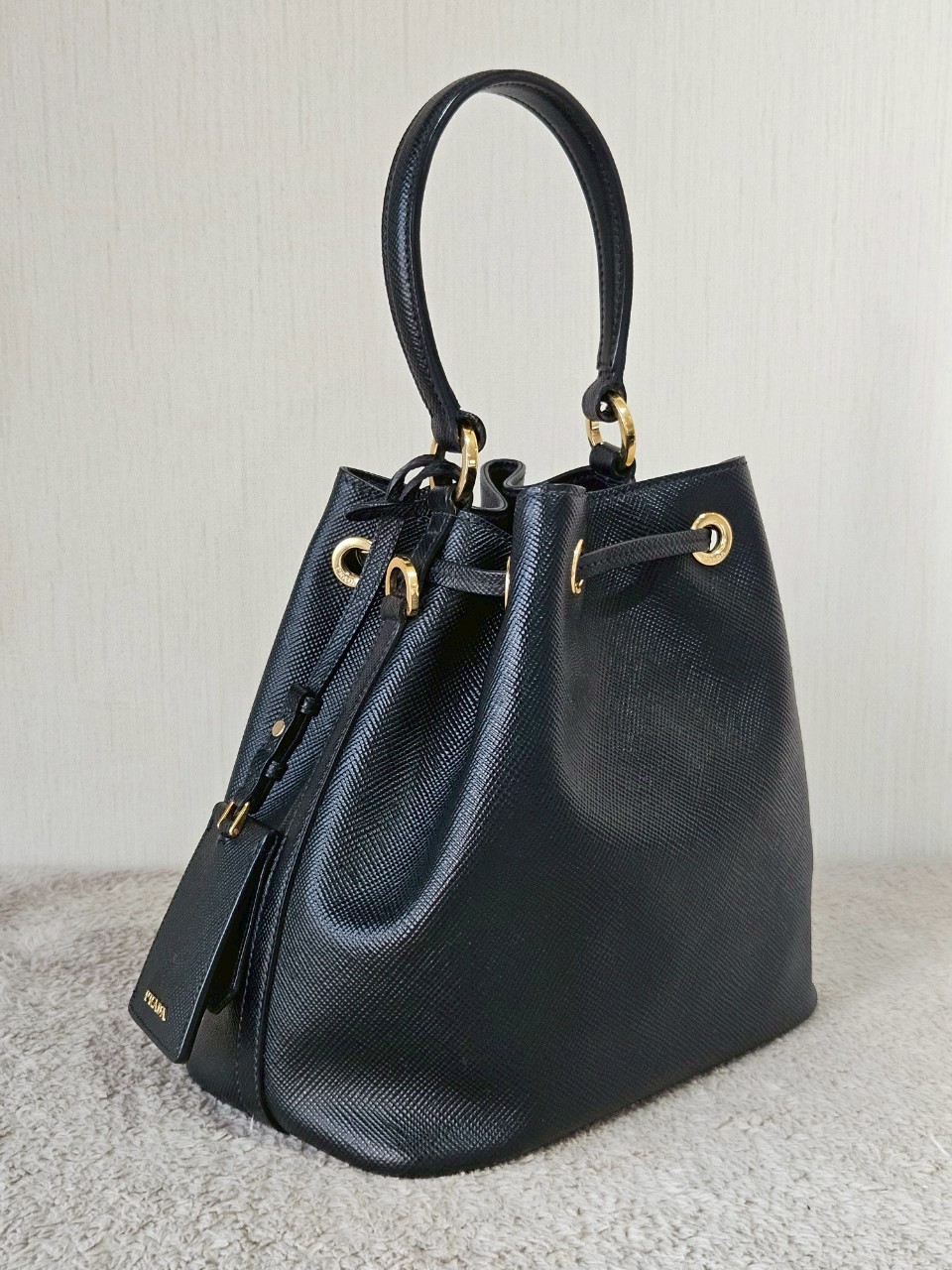 Prada Bucket Bag in Saffiano Leather Nero
