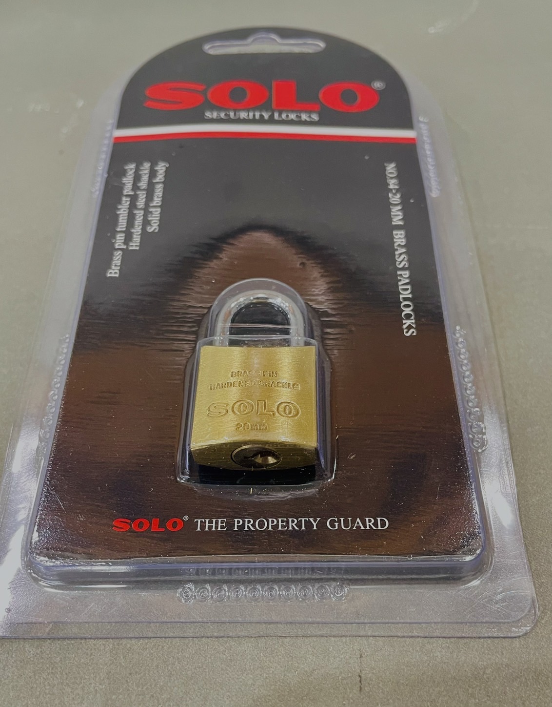 กุญแจสปริงทองเหลือง คอสั้น Solo