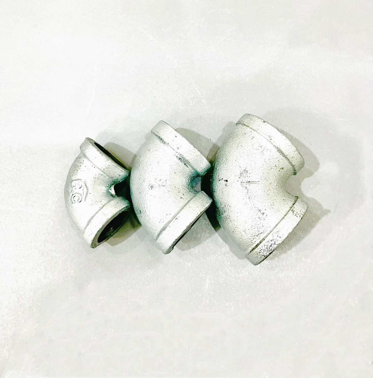 ข้องอเหล็ก