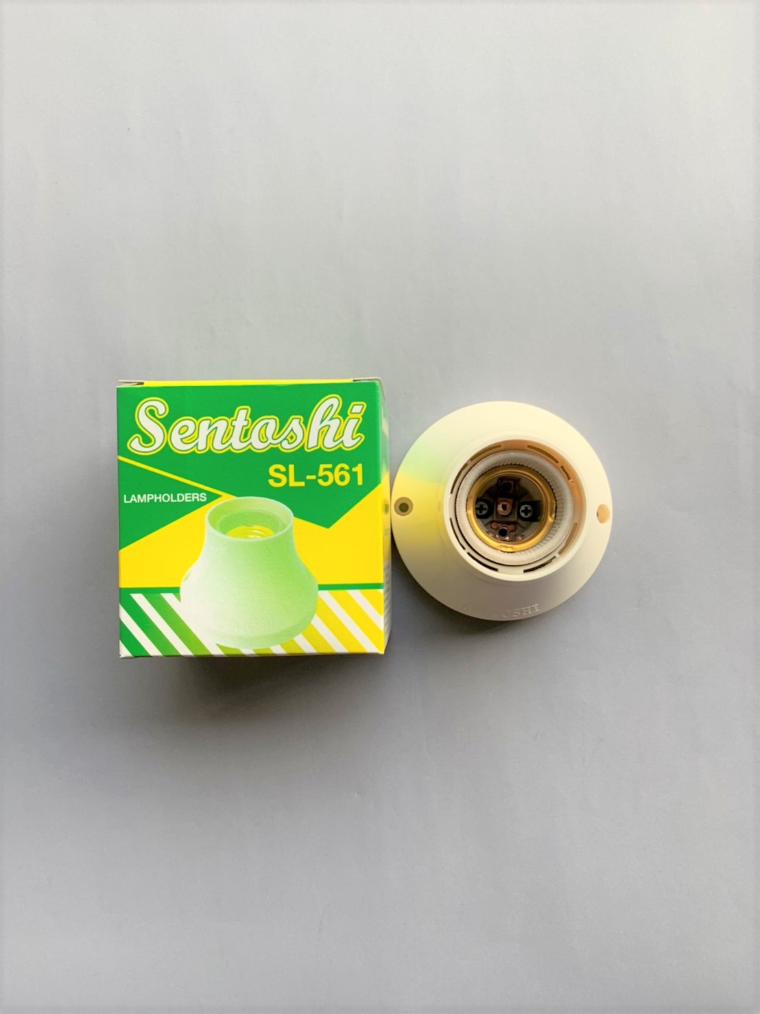 ขั้วแป้นเกลียวใหญ่ ขาว E27 ในกระเบื้อง