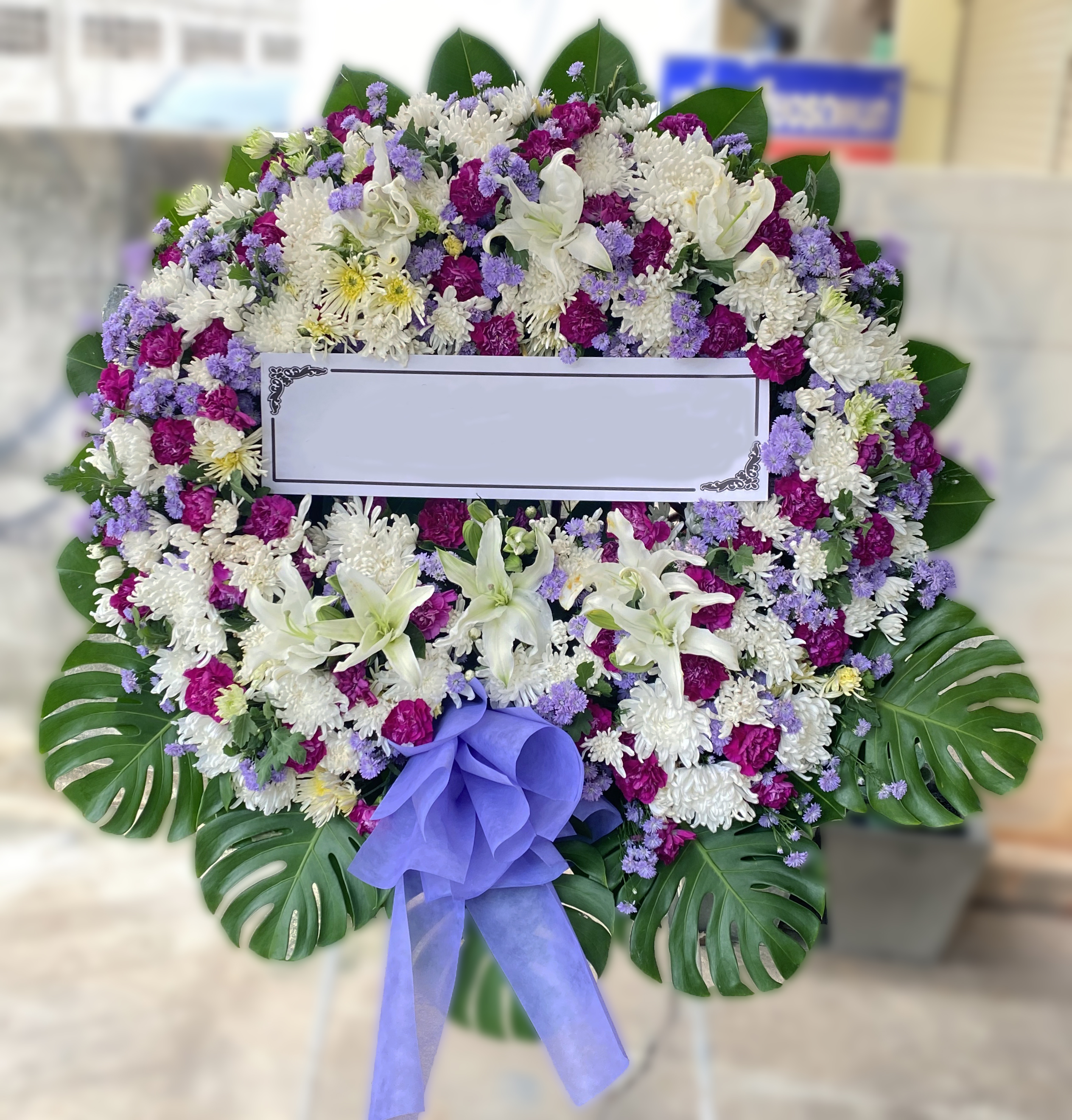 พวงหรีดดอกไม้สด