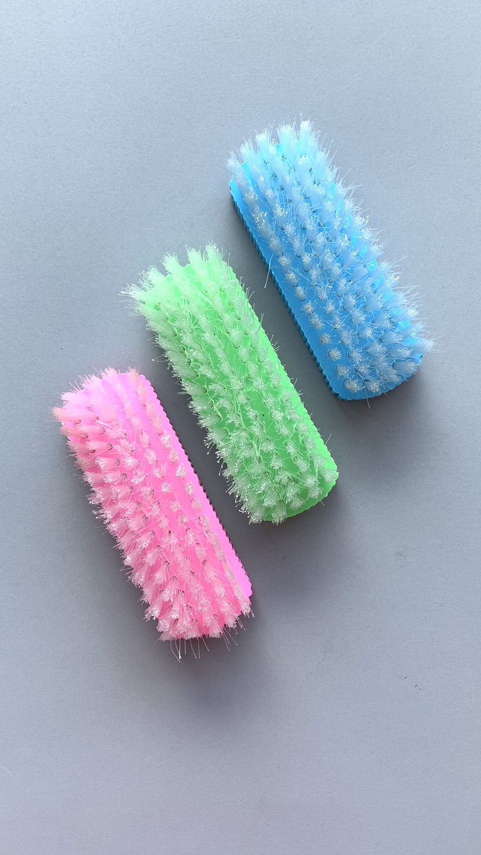 แปรงซักผ้า ขนนุ่มหัวพลาสติก