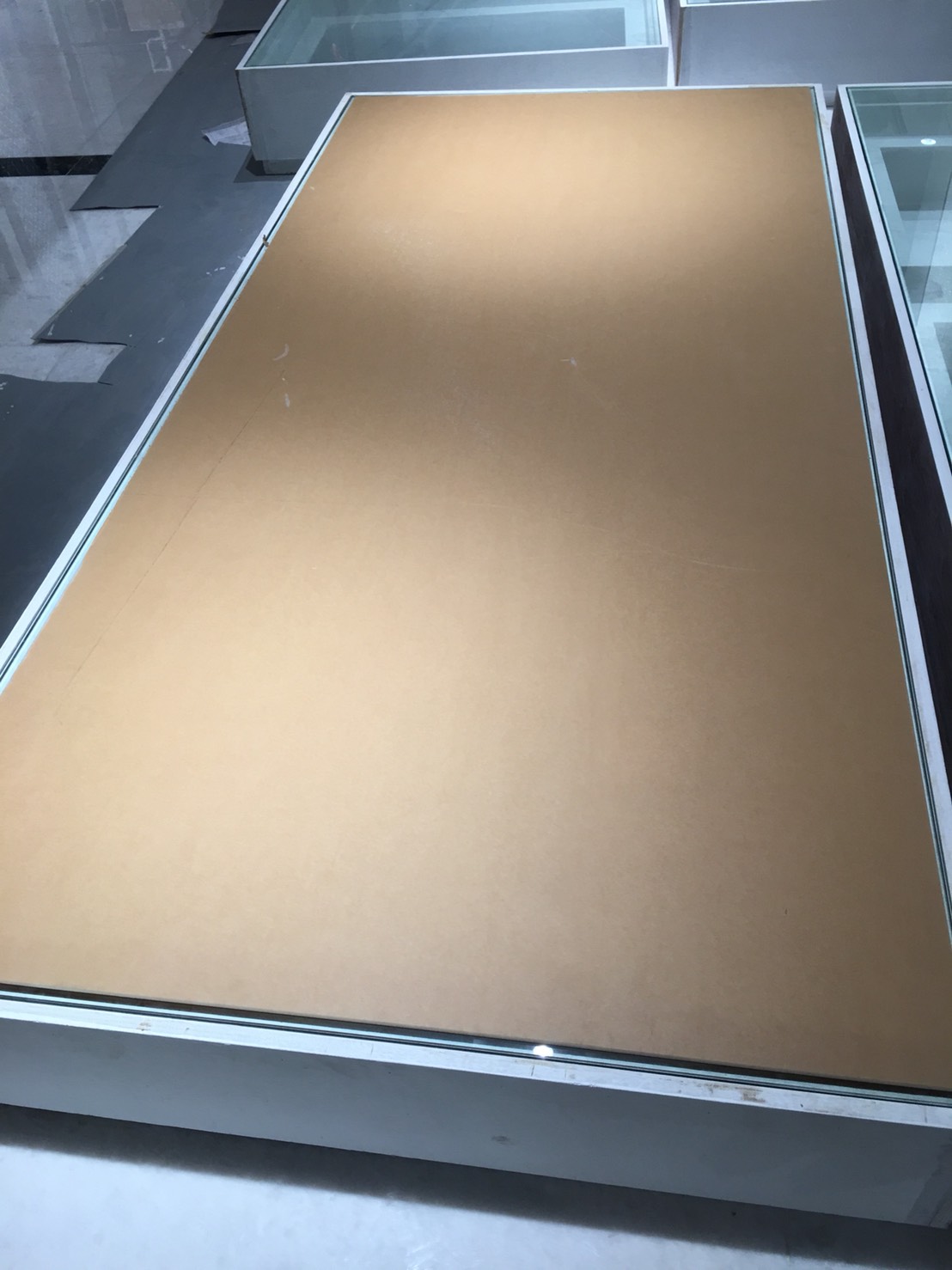 งานผลิตติดตั้ง อะคริลิค 5 มม.วางไฟ ทำสี ติดอะคริลิค่ใส 15 มม. พร้อมติดตั้งราคาโรงงาน