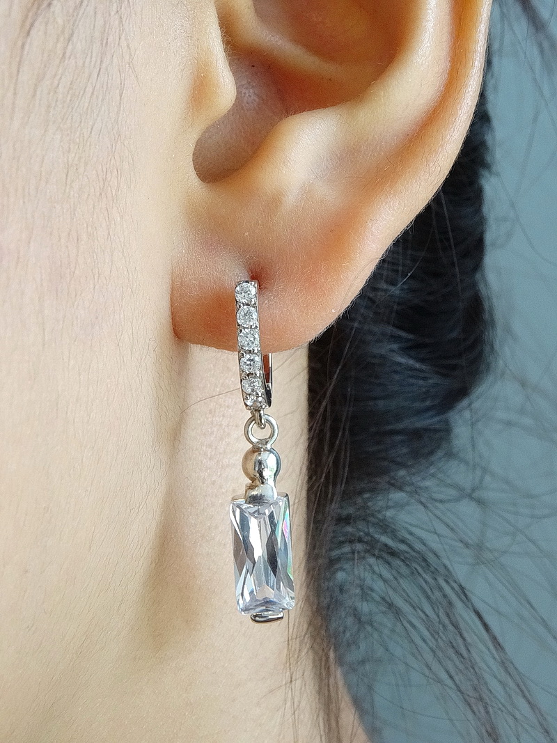 ต่างหุเพชร CZ ทรงสี่เหลี่ยม baguette น้ำใสวิ๊ง ต่างหูห้อยยาว สำหรับใส่ไปงานเลี้ยง งานแต่งงาน ตัวเรือนเงินแท้