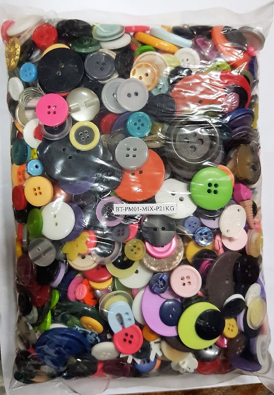Mixed button in bag - Assorted col. (500g/pack)