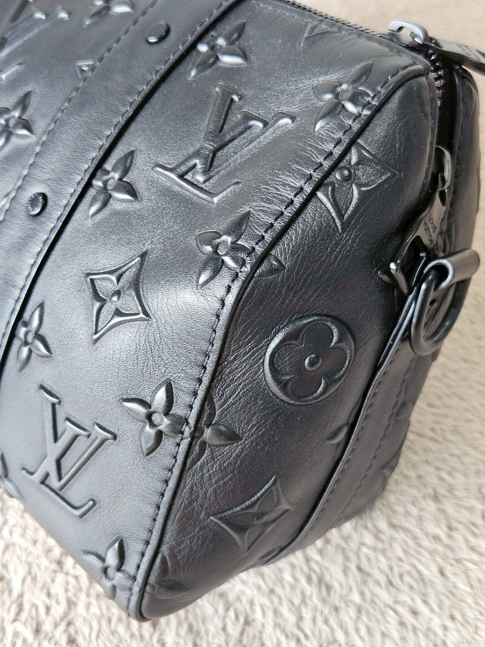 LV City Keepall 25