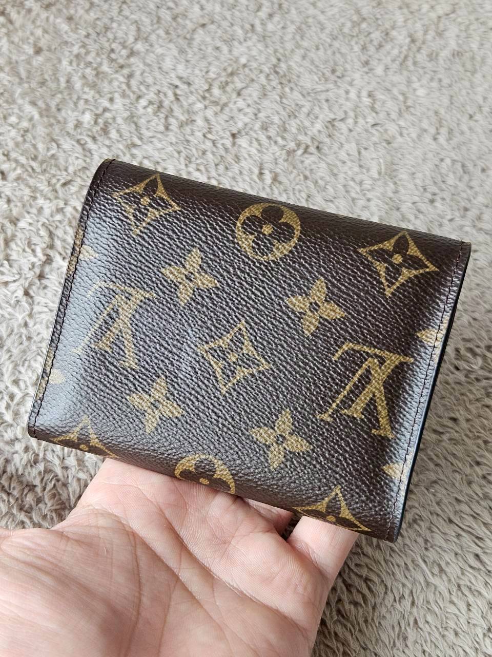 LV Victorine Mono
