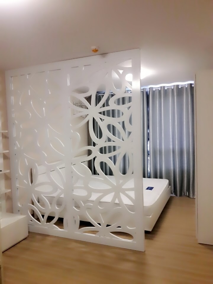 พลาสวูดฉลุลายตกแต่งภายในคอนโด 20 มม. ขนาด 120x240 cm.ราคาโรงงาน