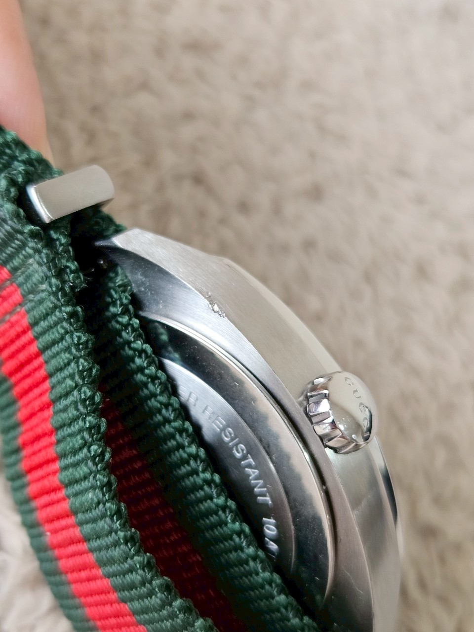 Gucci watch ya142305