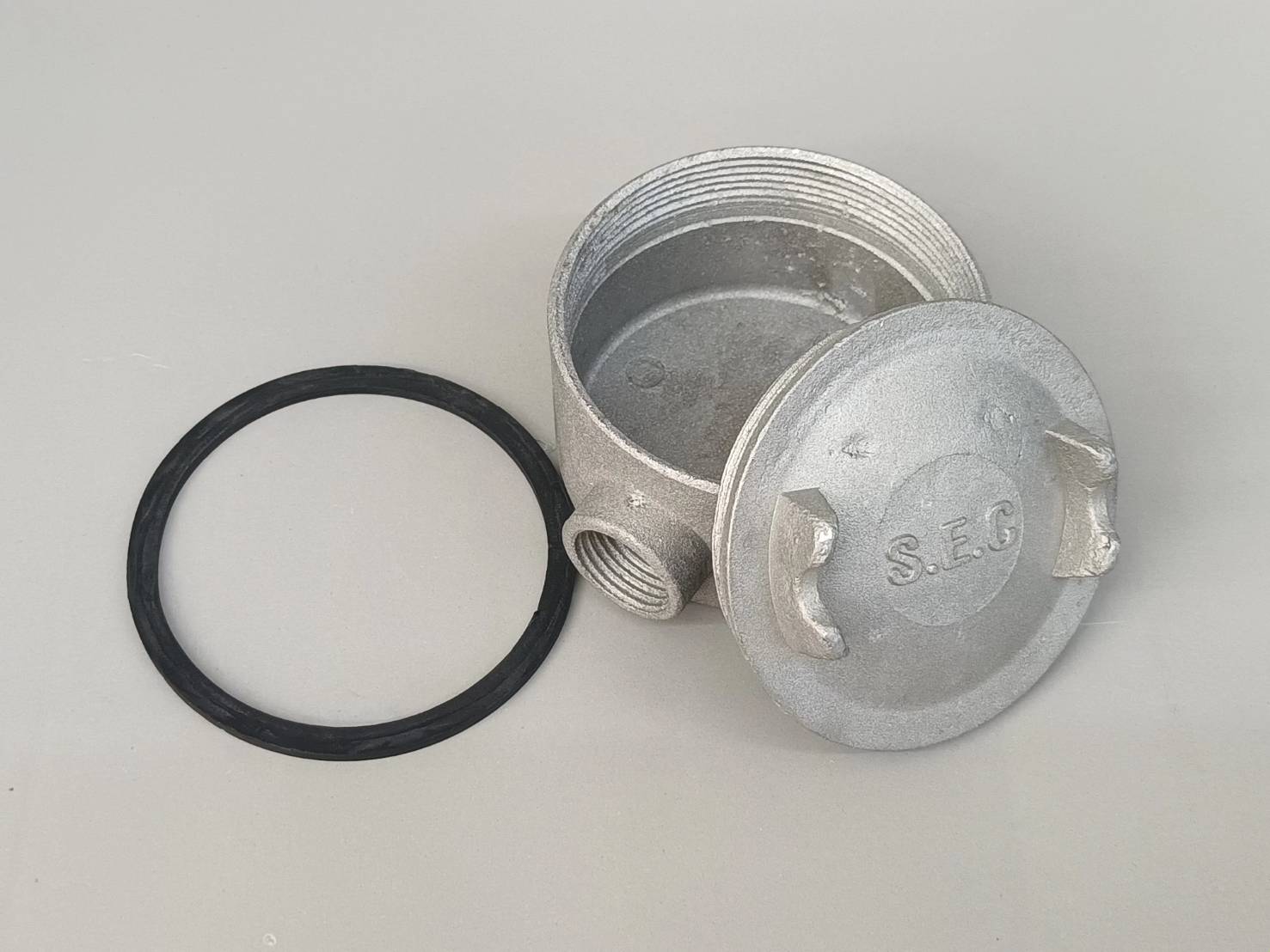 บ็อกกลมกันน้ำ 1ทาง พร้อมซีนยาง