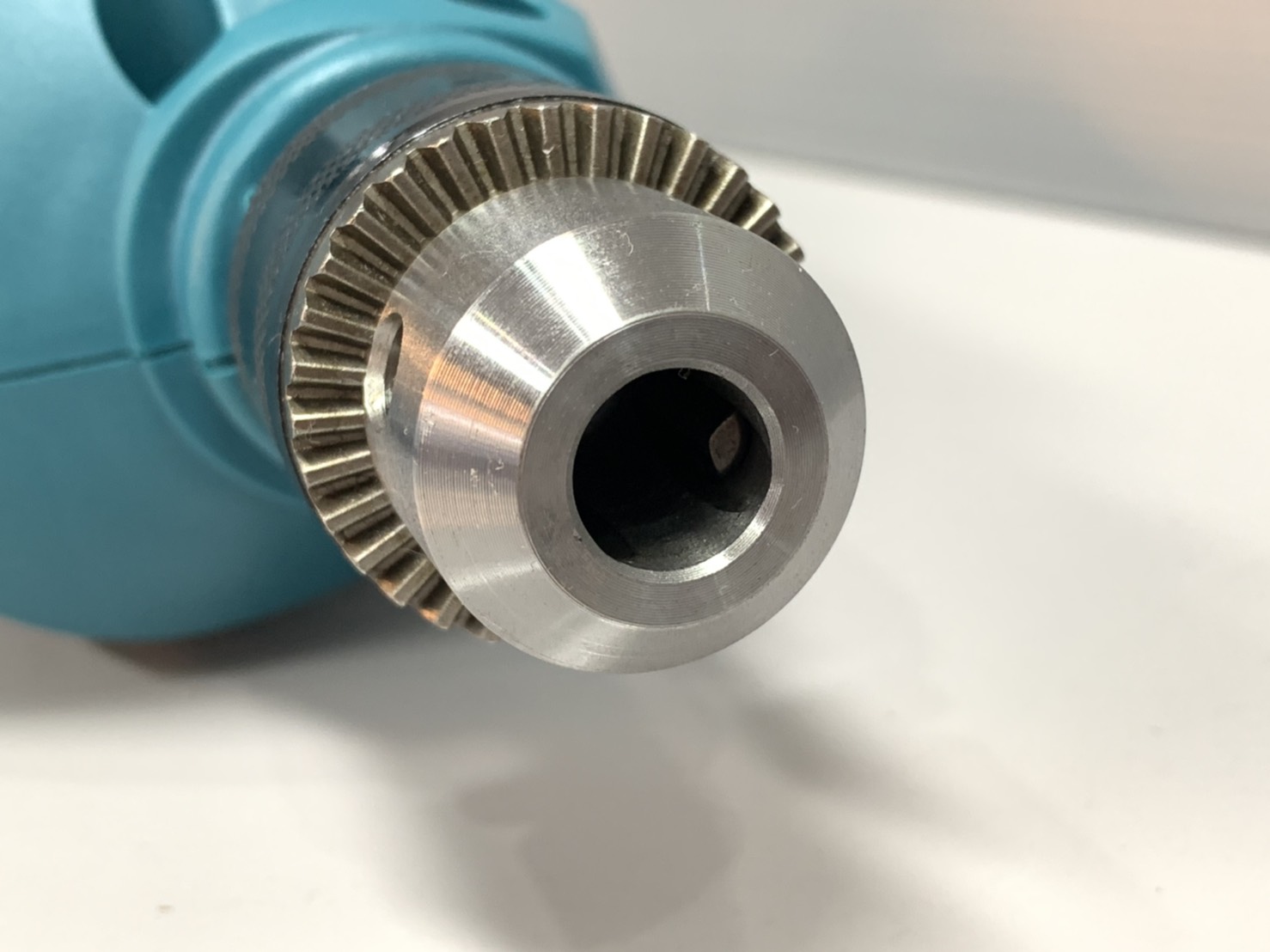 สว่านไฟฟ้า MAKITA M0600B