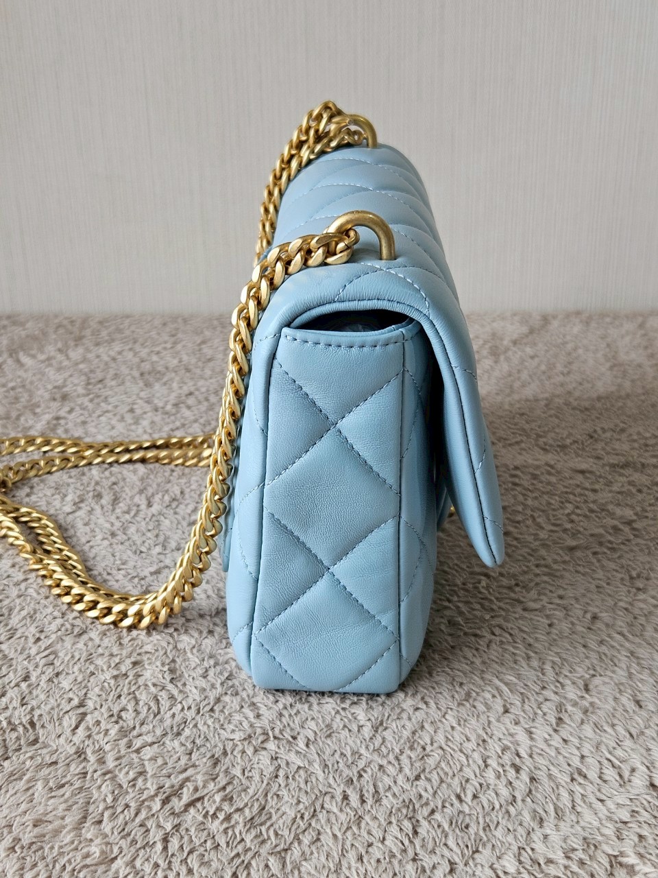 Chanel 22P Seasonal Mini Square Flap Bag Lambskin Light Blue And Enamel With Gold Hardware Metalplate