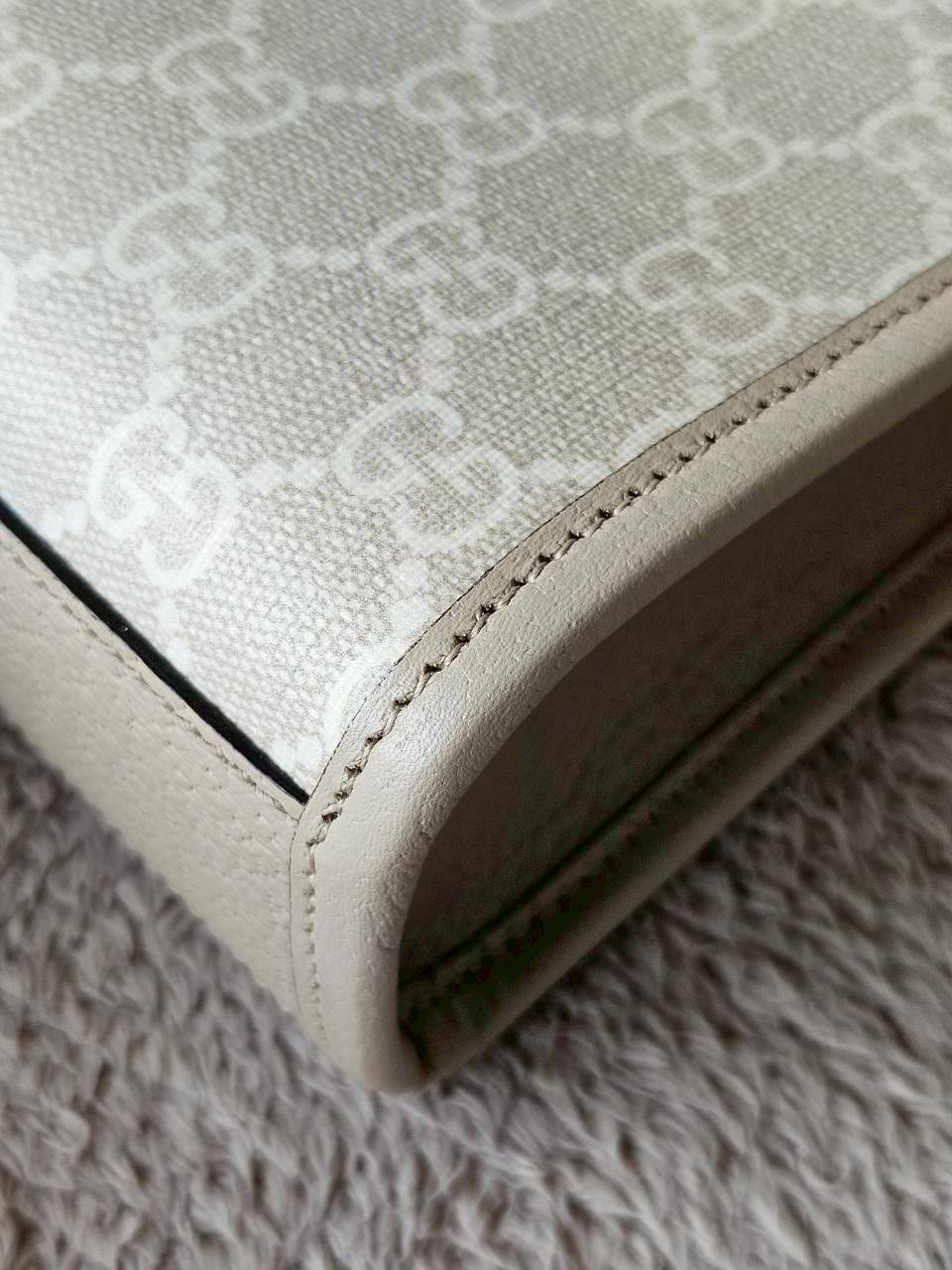 Gucci Mini Tote Interlocking Beige