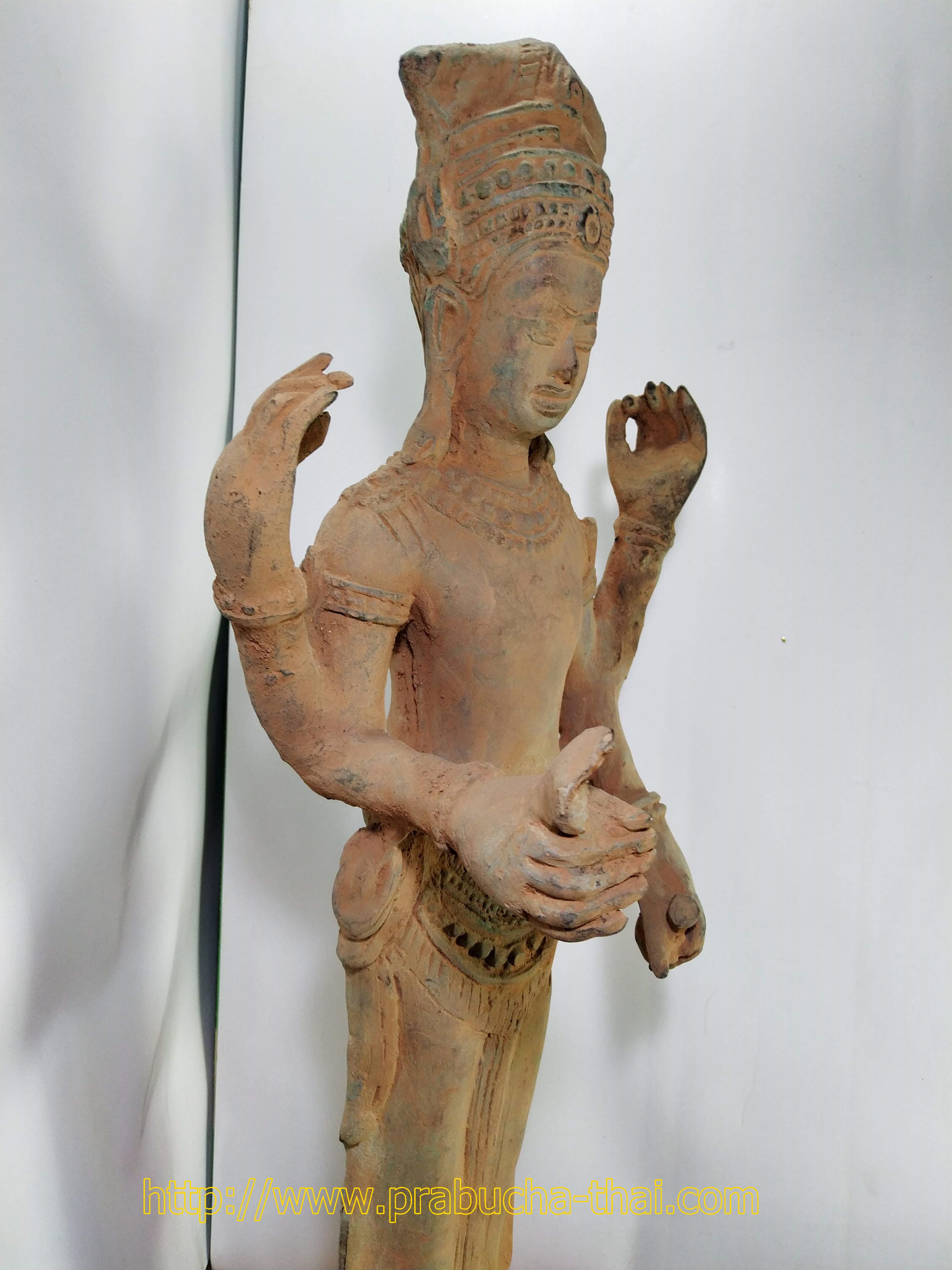 พระนางอุมา แปลงสี่กร สูง 19 นิ้ว เนื้อโลหะสำริดสภาพเก่า