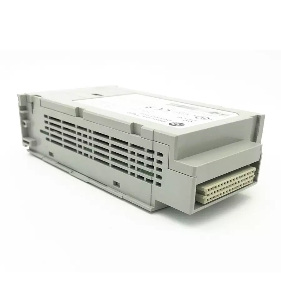 1764-LRP MicroLogix 1500 Processor with RS-232