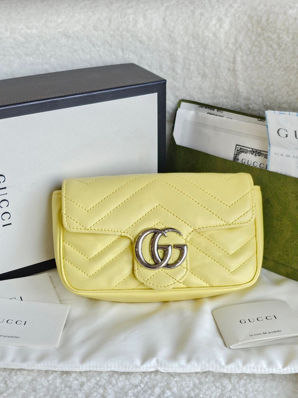 Gucci Marmont Super Mini สีเหลือง