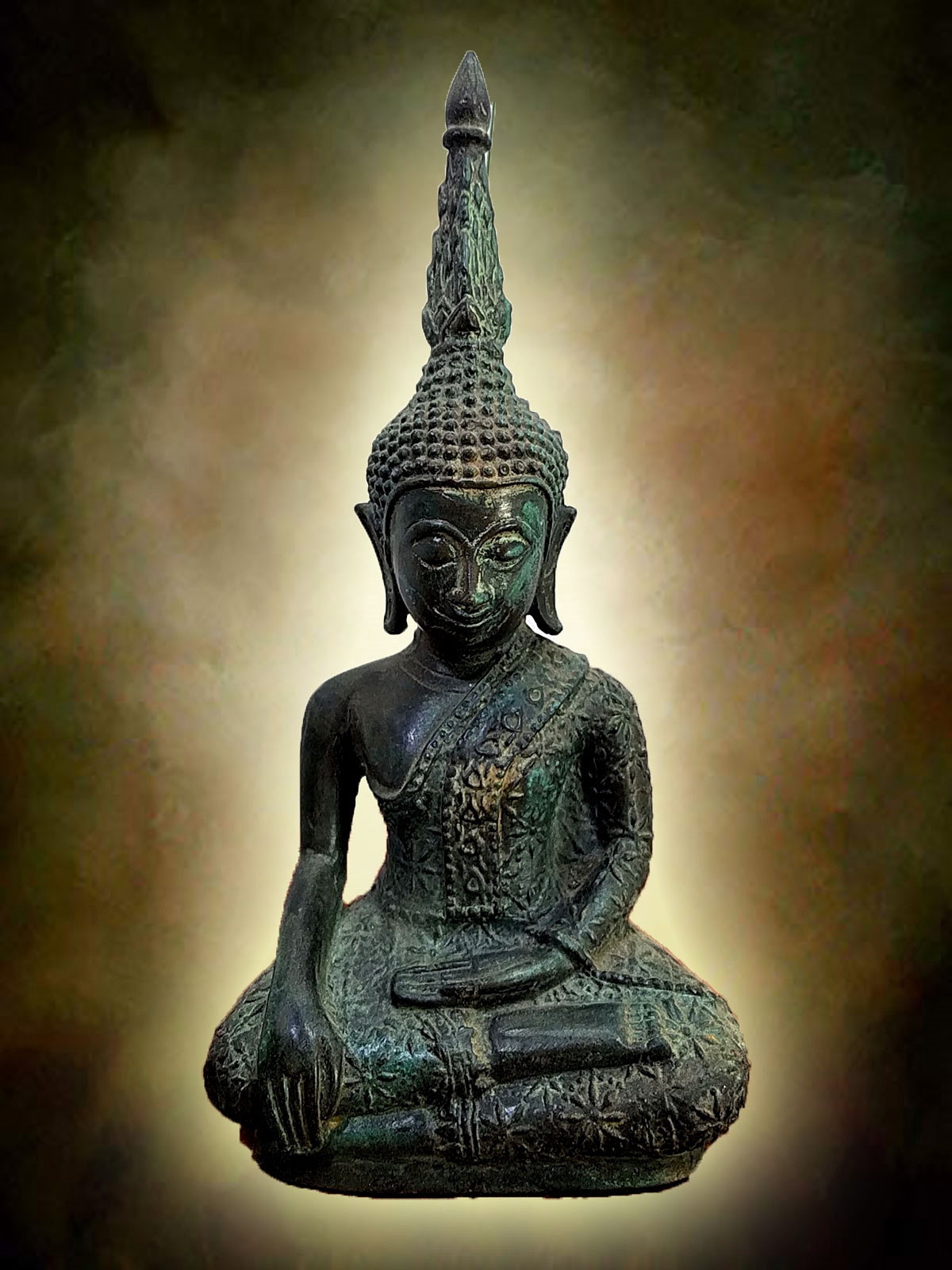 พระเชียงรุ้ง ปางชนะมาร ห่มจีวรลายดอกพิกุล หน้าตัก 5 นิ้ว