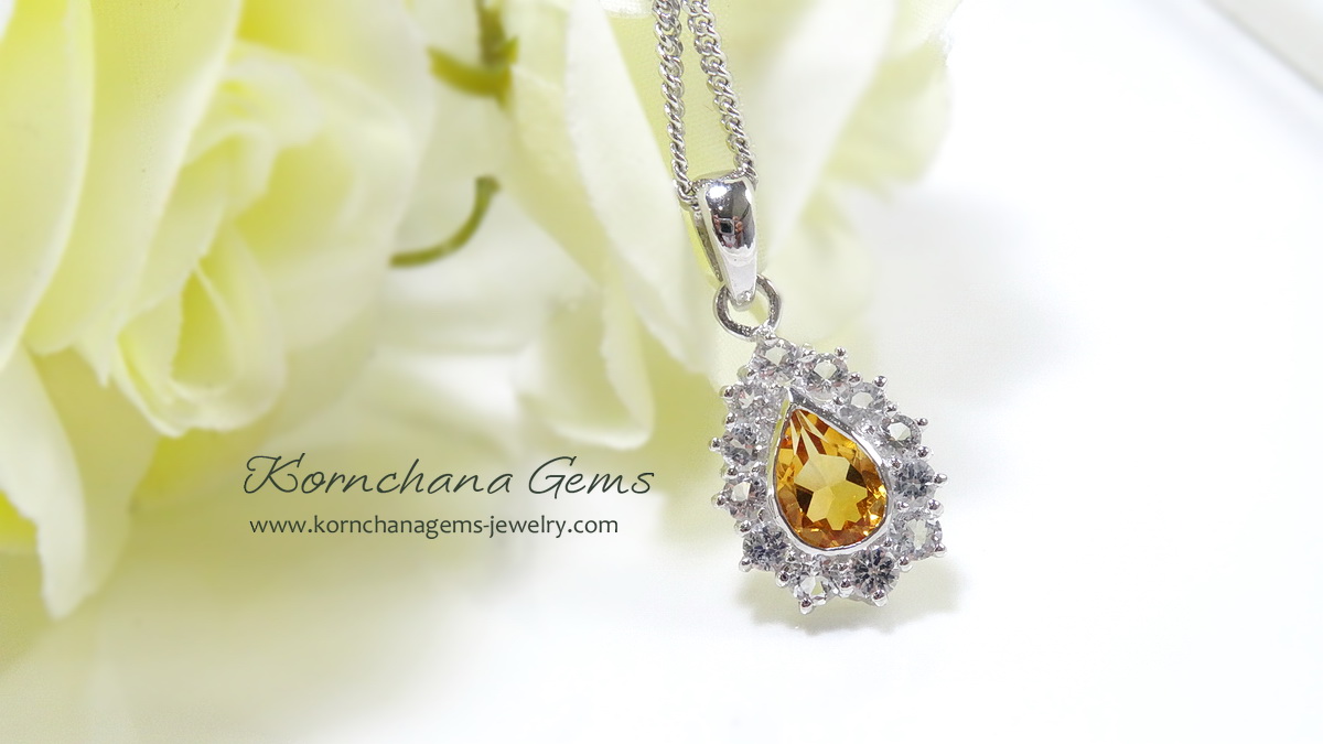 จี้พลอยซิทรินแท้ พลอยสีเหลืองทรงหยดน้ำ ล้อมด้วยพลอยขาวไวท์โทพาส ขนาดจี้ 2 ซม. ชิ้นงานประณีต ตัวเรือนเงินแท้ จัดส่งรวดเร็ว