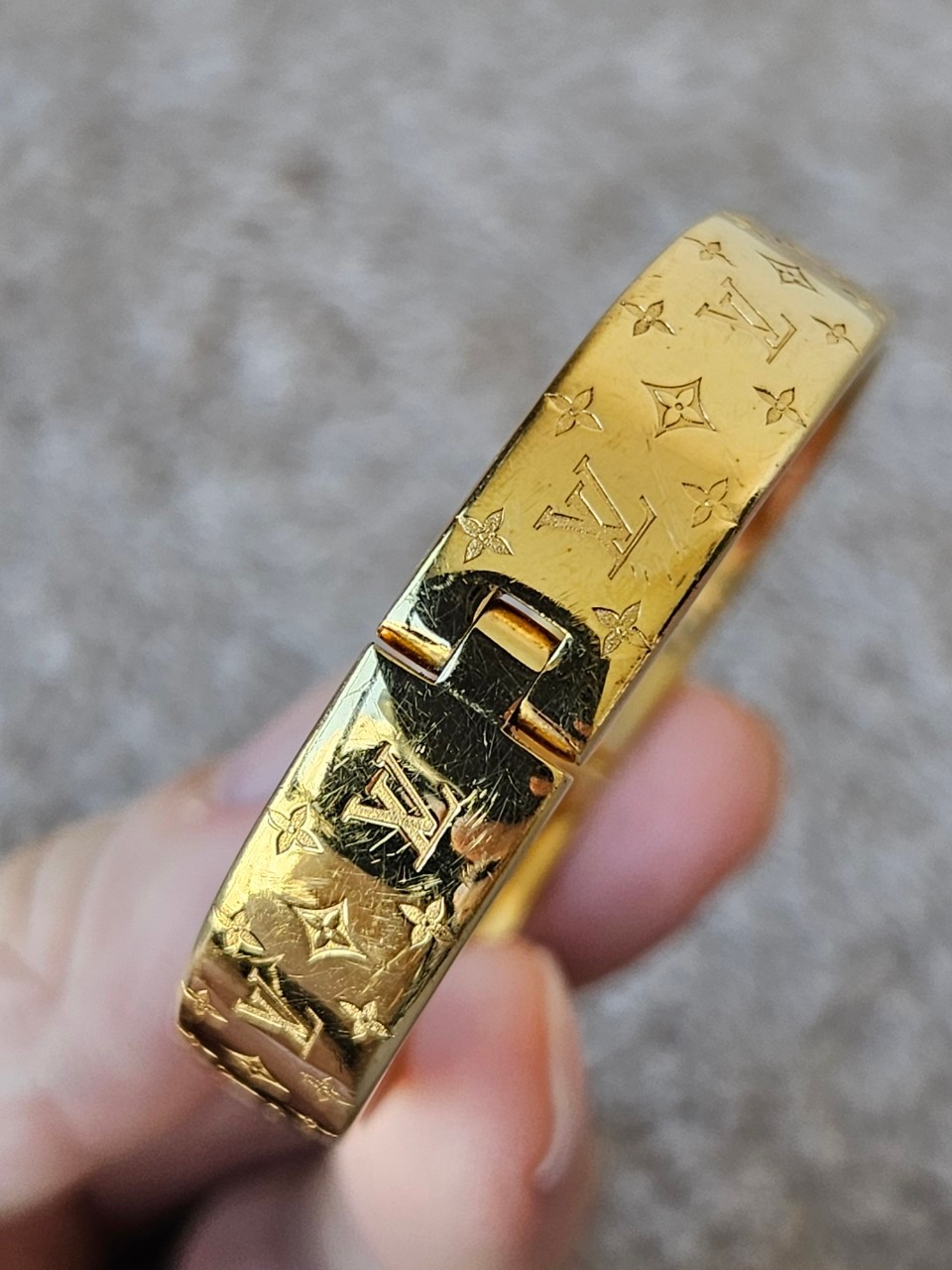 LV Nanogram Cuff M00251 size S