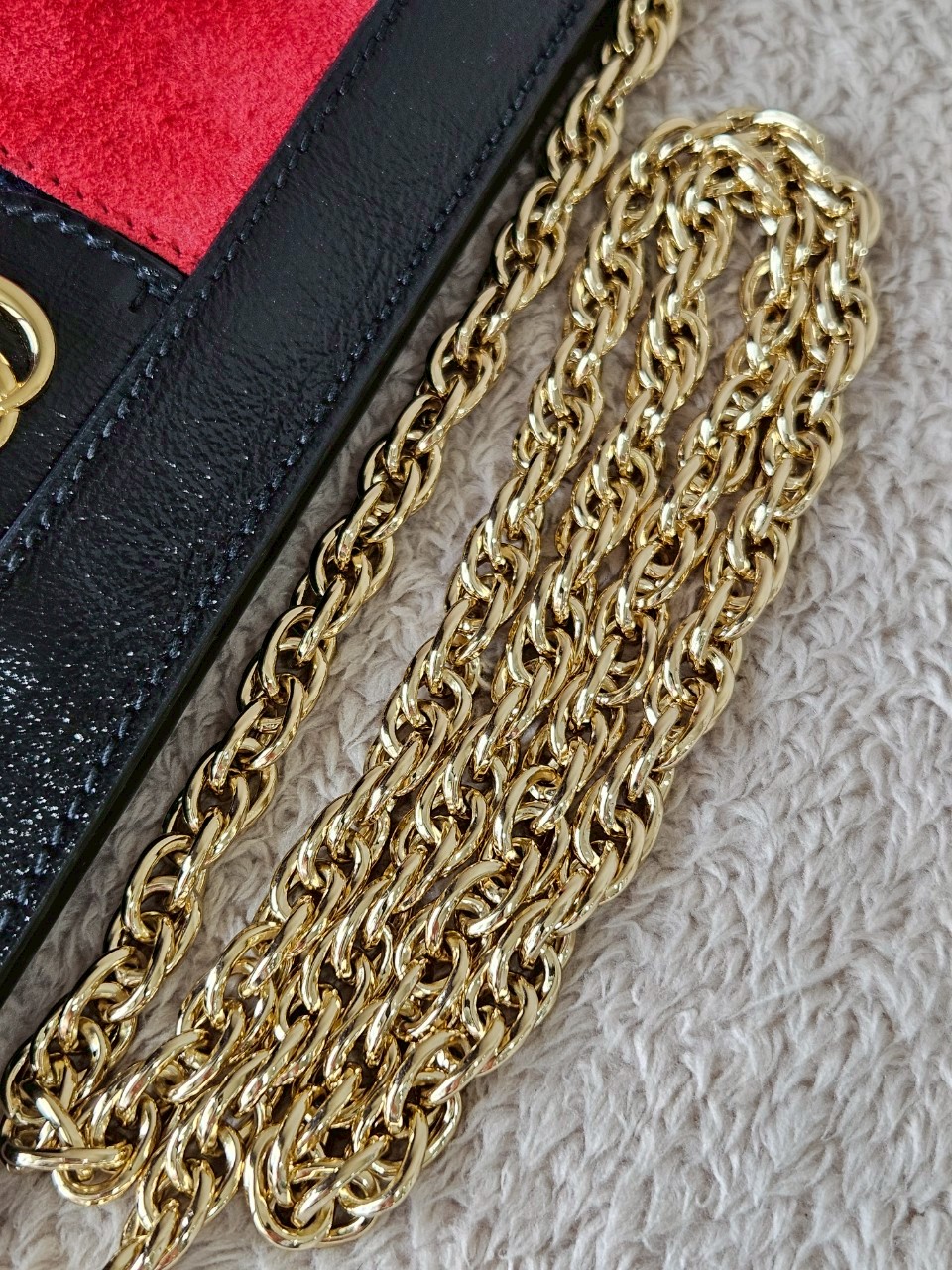 Gucci 503877 Ophidia Red Suede Chain Shoulder Bag