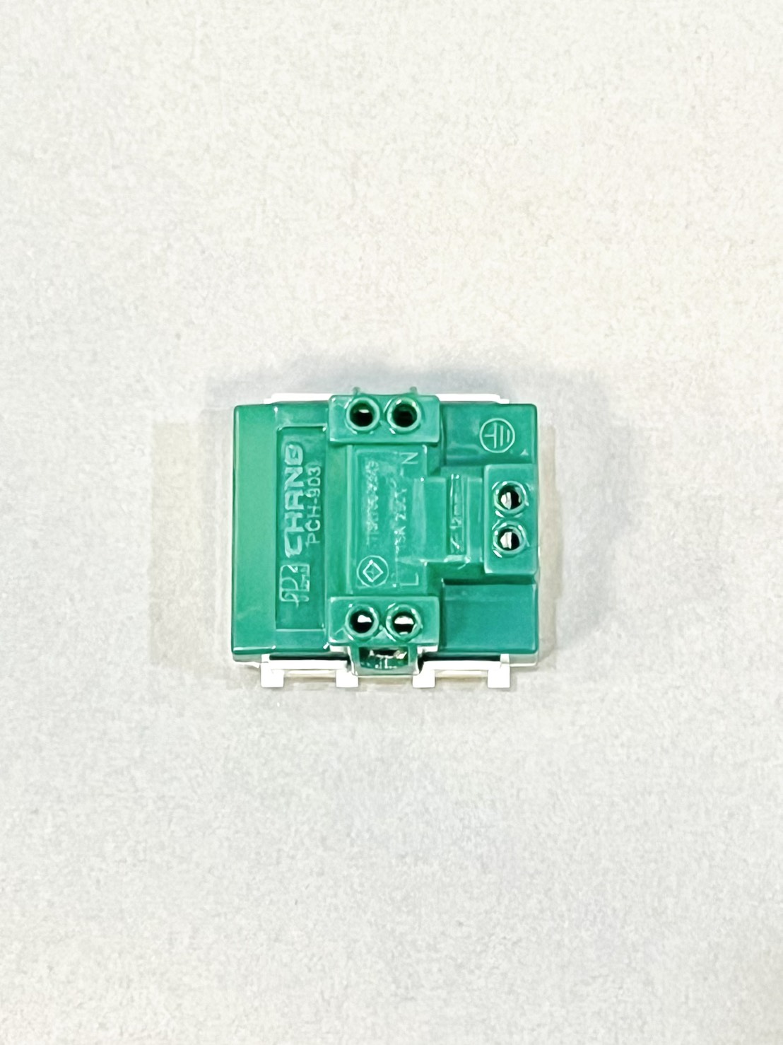 ปลั๊กกราวน์เดี่ยว ช้าง รุ่นใหม่