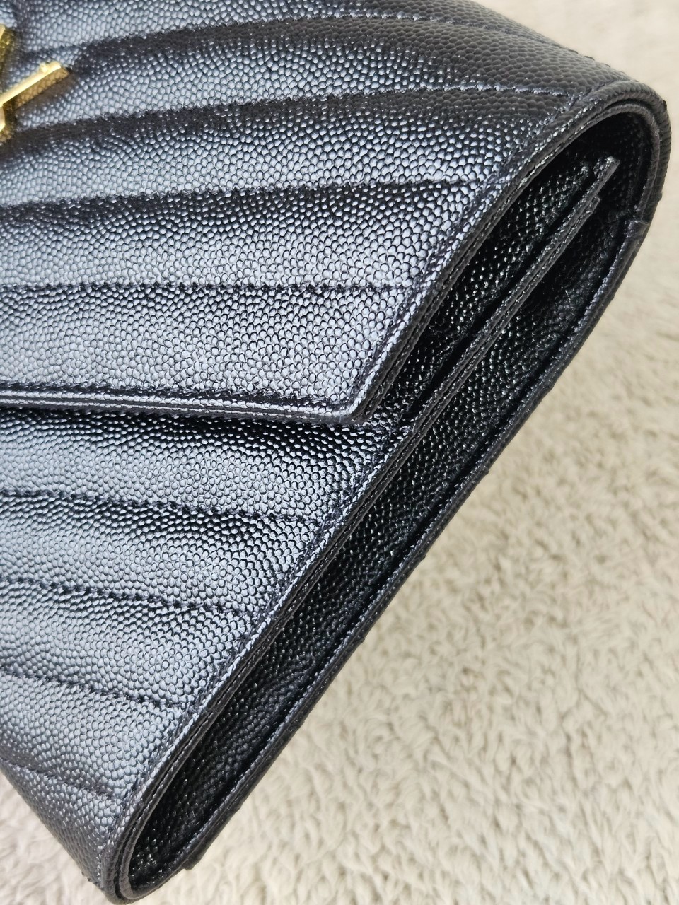 YSL Pouch ปี2023