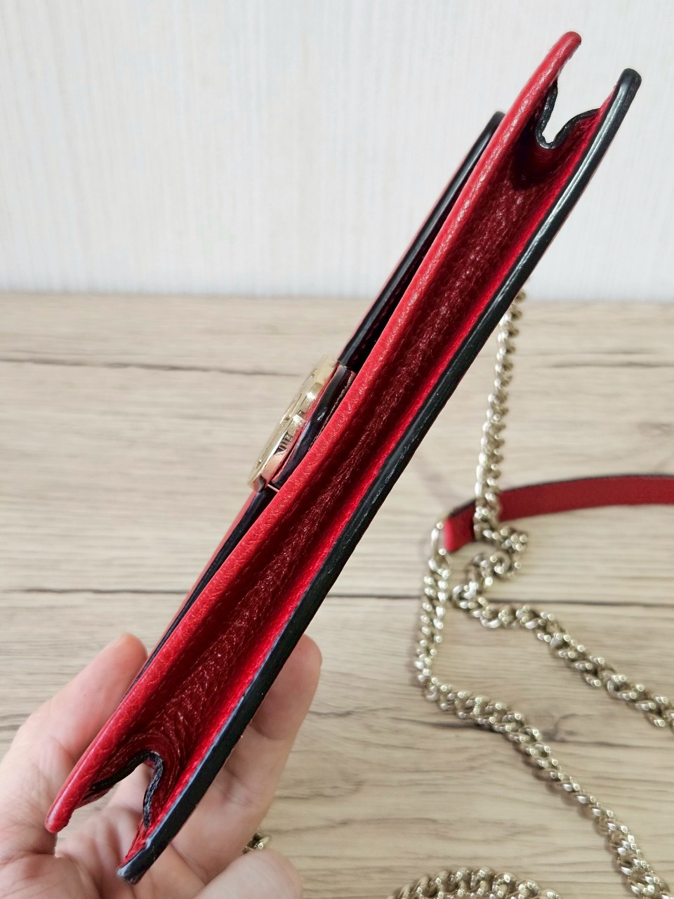 Gucci Interlock WOC สีแดง