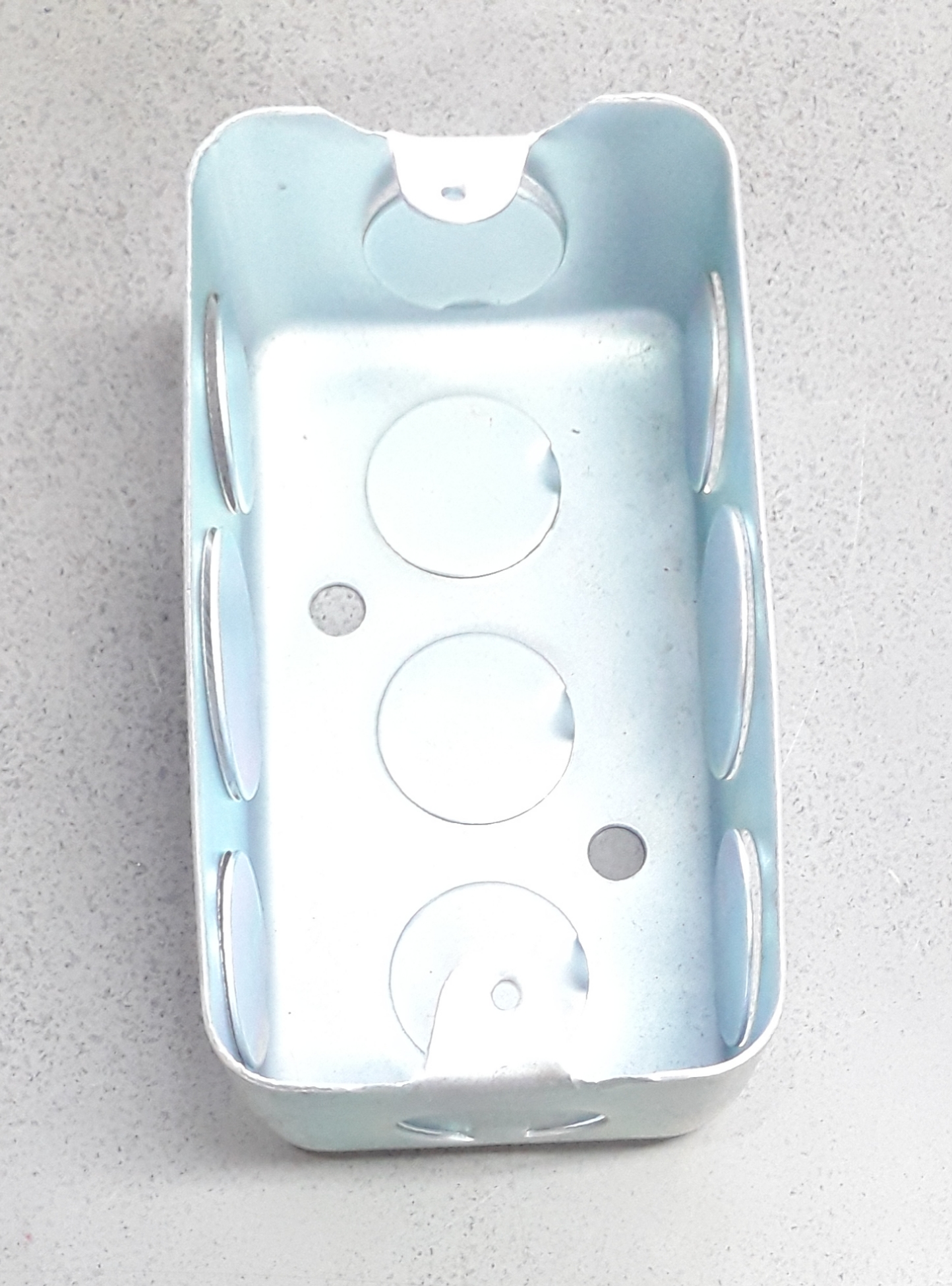 แฮนดี้บ็อก 2x4 ตื้น (บ็อกสังกะสี)