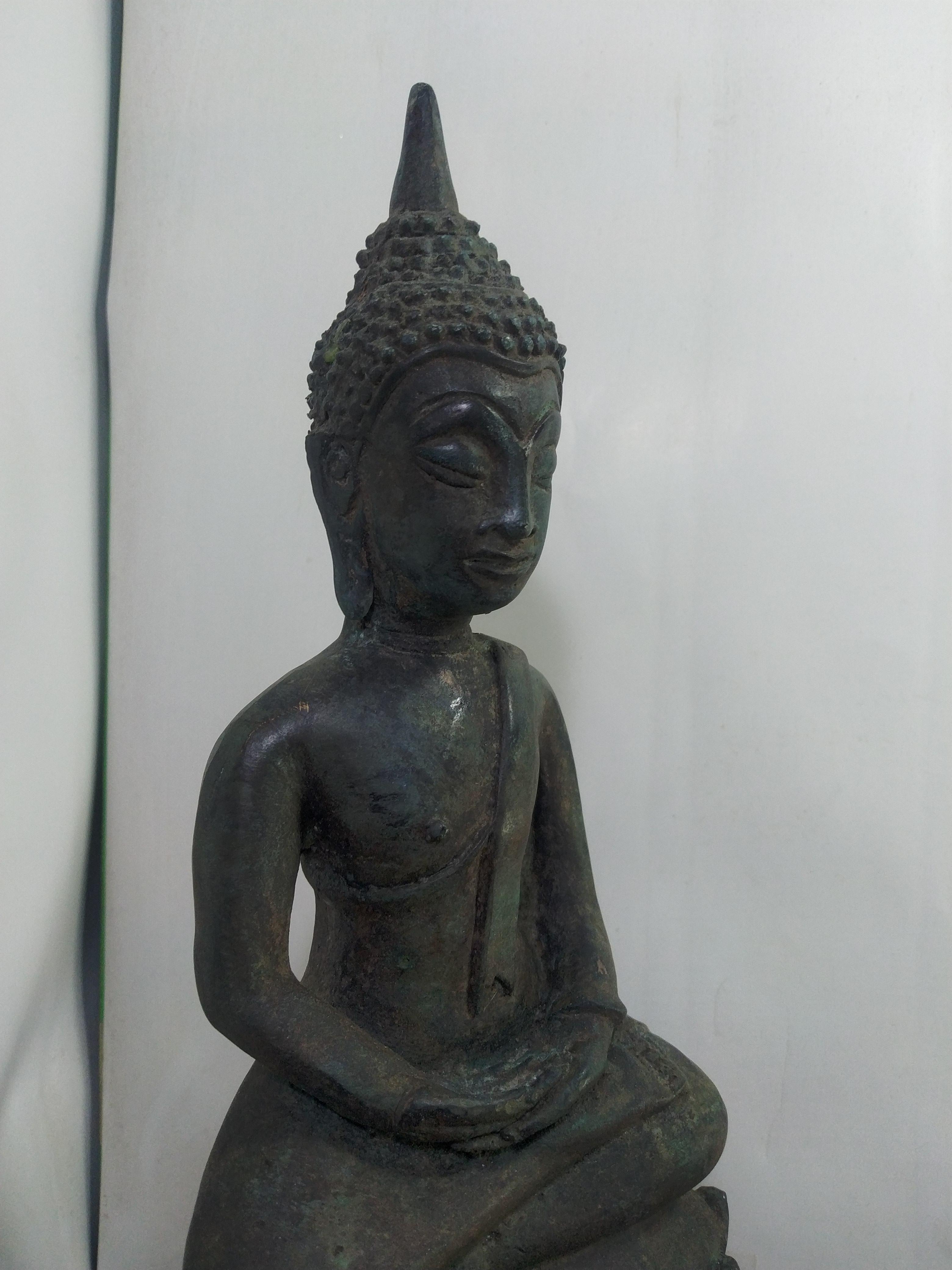พระเชียงรุ้ง ฐานสูง สูง15 นิ้ว เนื้อสำริด