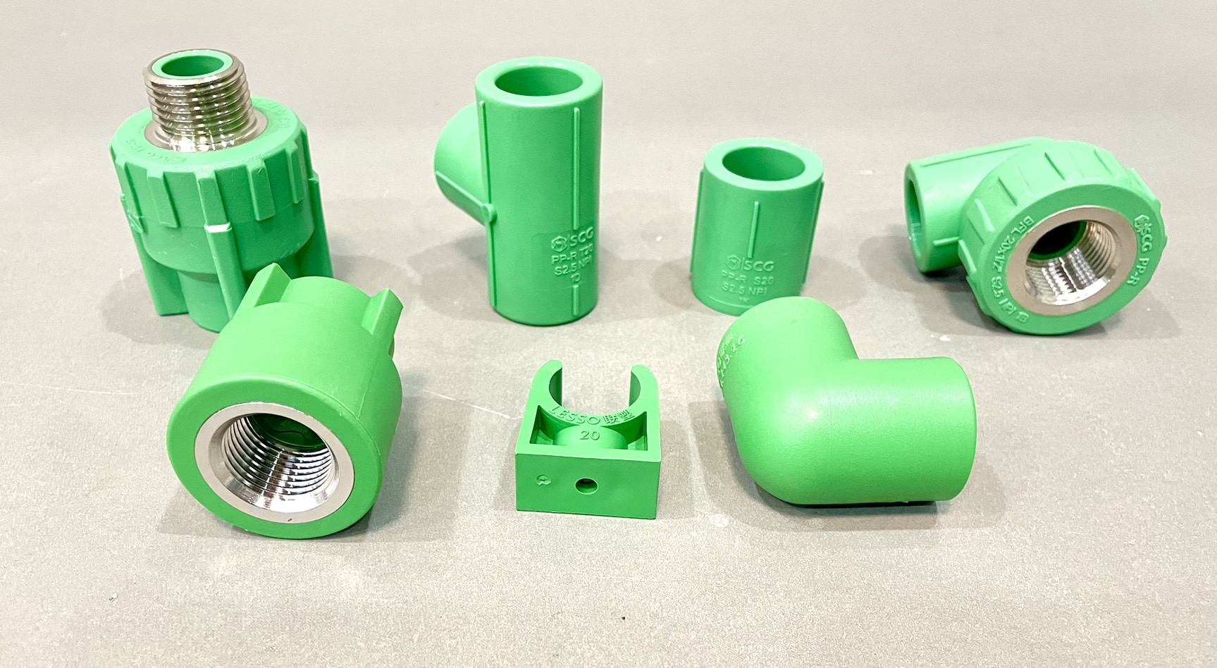 ข้อต่อตรงเกลียวนอก PPR 20x1/2"