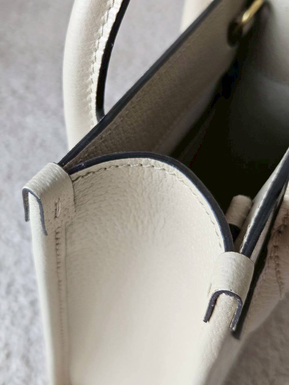 Gucci Mini Tote Interlocking Beige