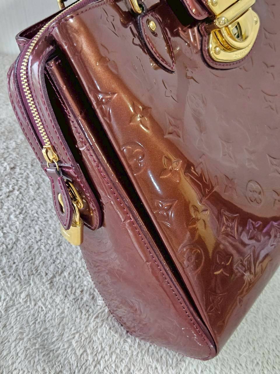 LV M91390 Melrose Amarante Vernis