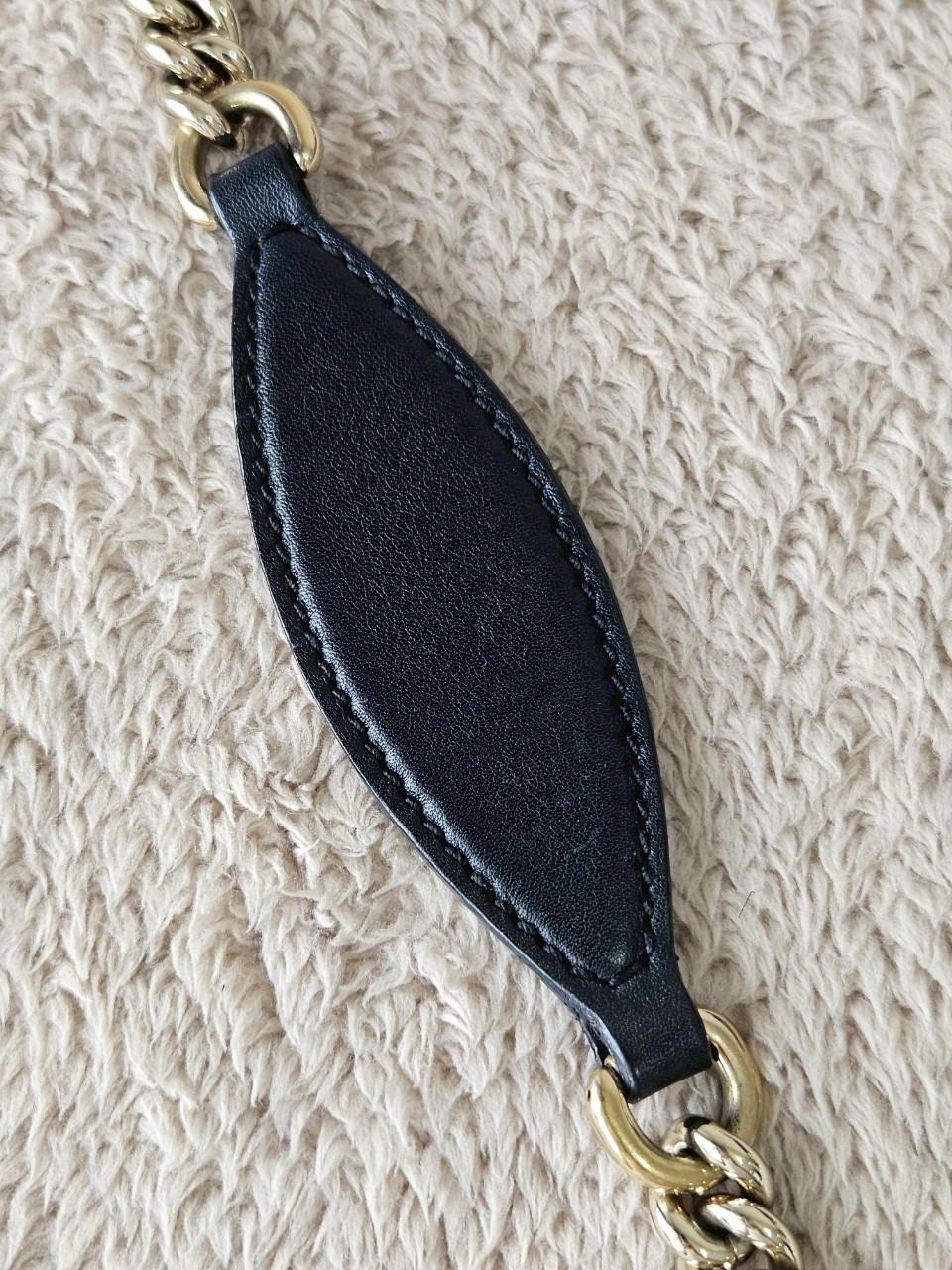 Gucci 295402 Emily Guccissima Medium