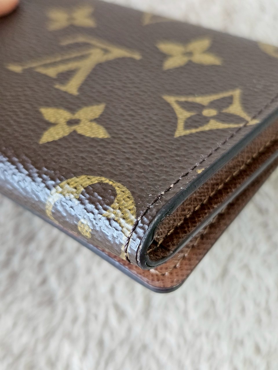 LV Envelope Carte De Visite Microchip