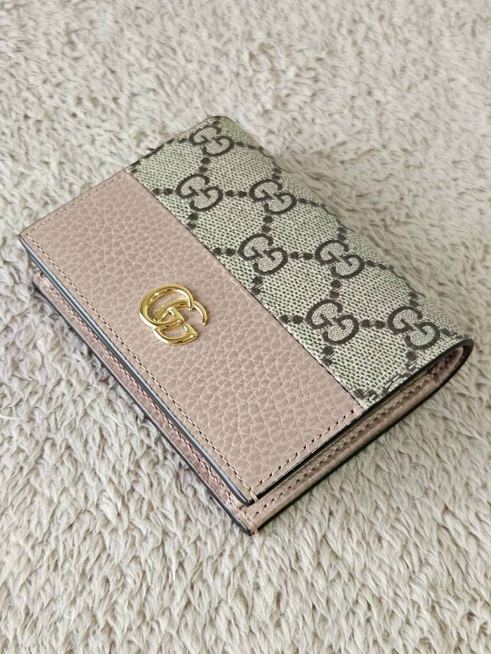 Gucci GG Marmont Bi Color Card Case Wallet