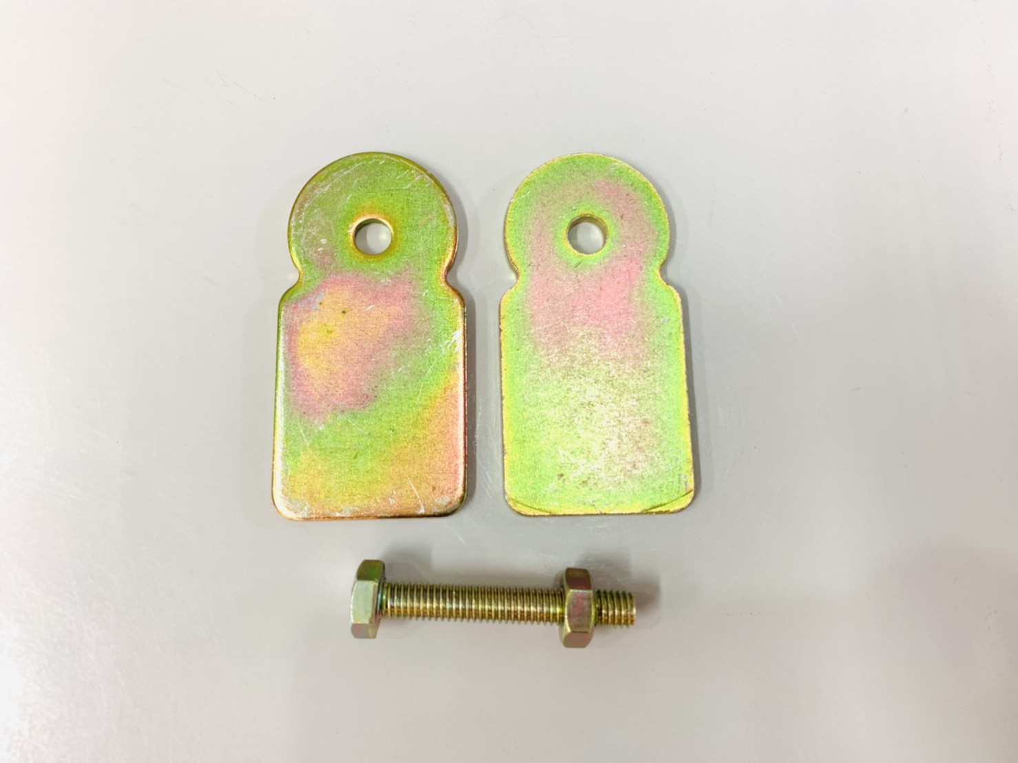 ฝาประกบขาเดี่ยว 3" พร้อมน็อต (ครบชุด ฝา2+น็อต1)