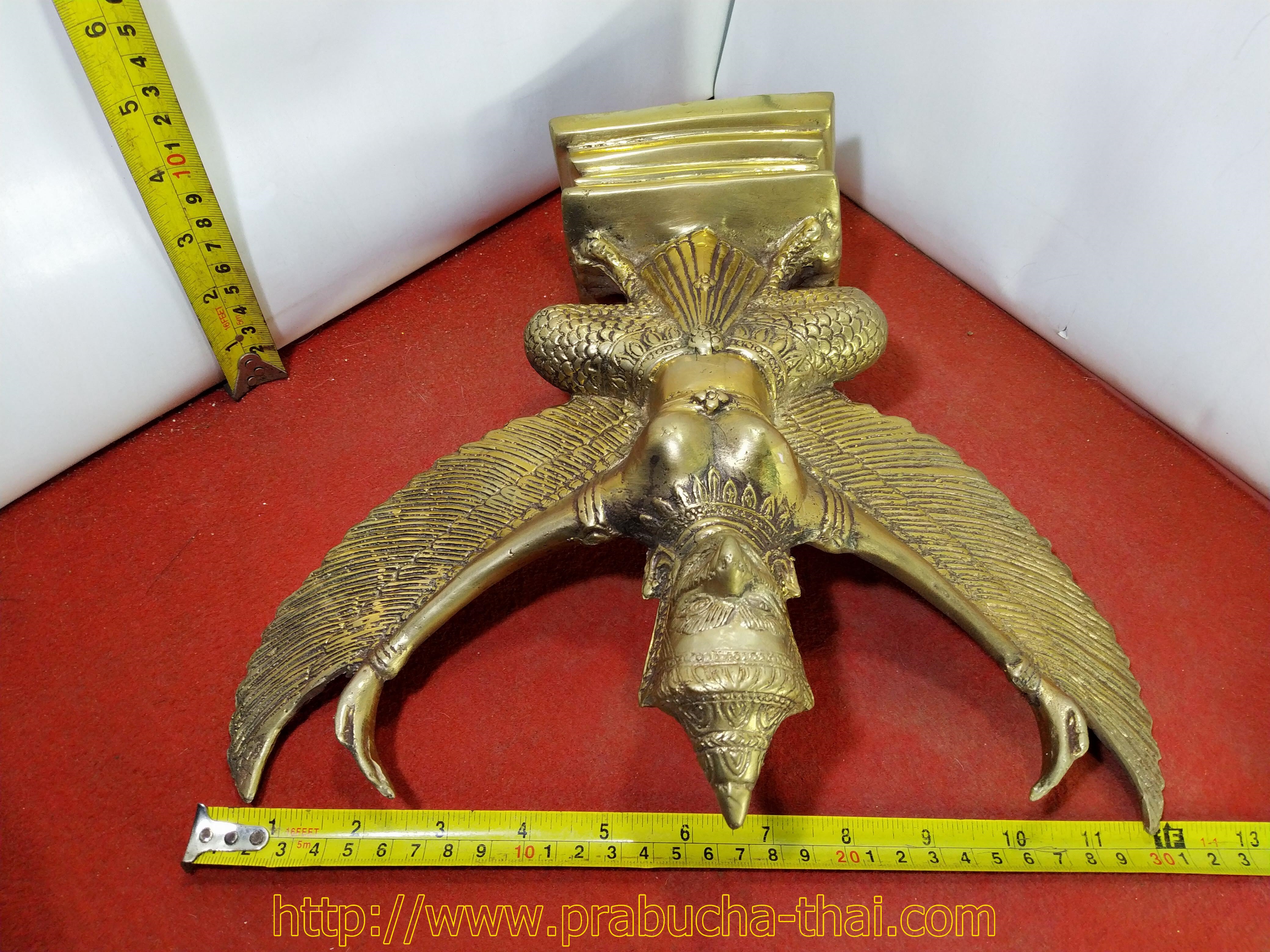 พญาครุฑ เนื้อโลหะทองเหลืองขัดเงา งดงามมาก