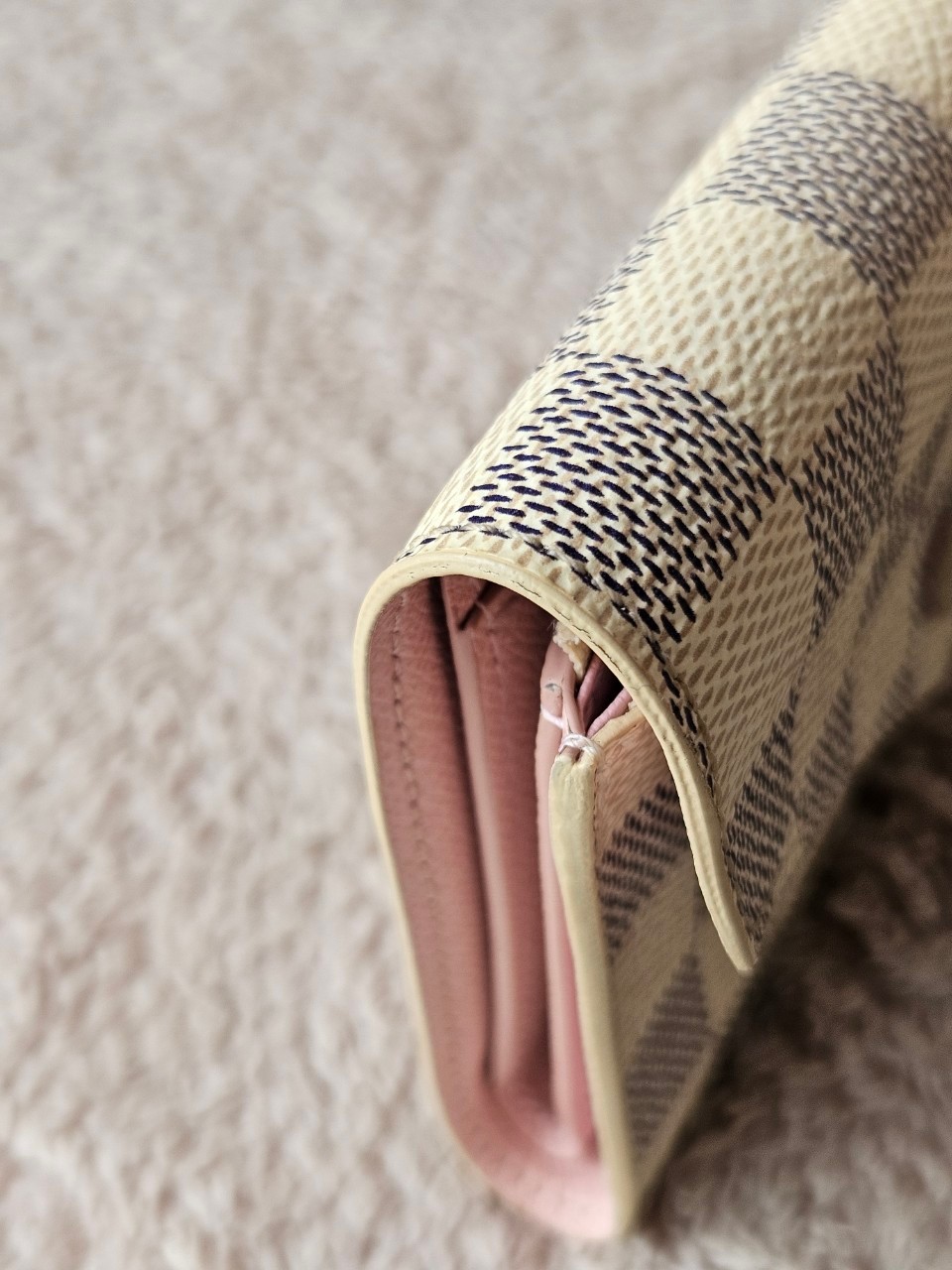 LV Victorie Azur ปี21 microchip