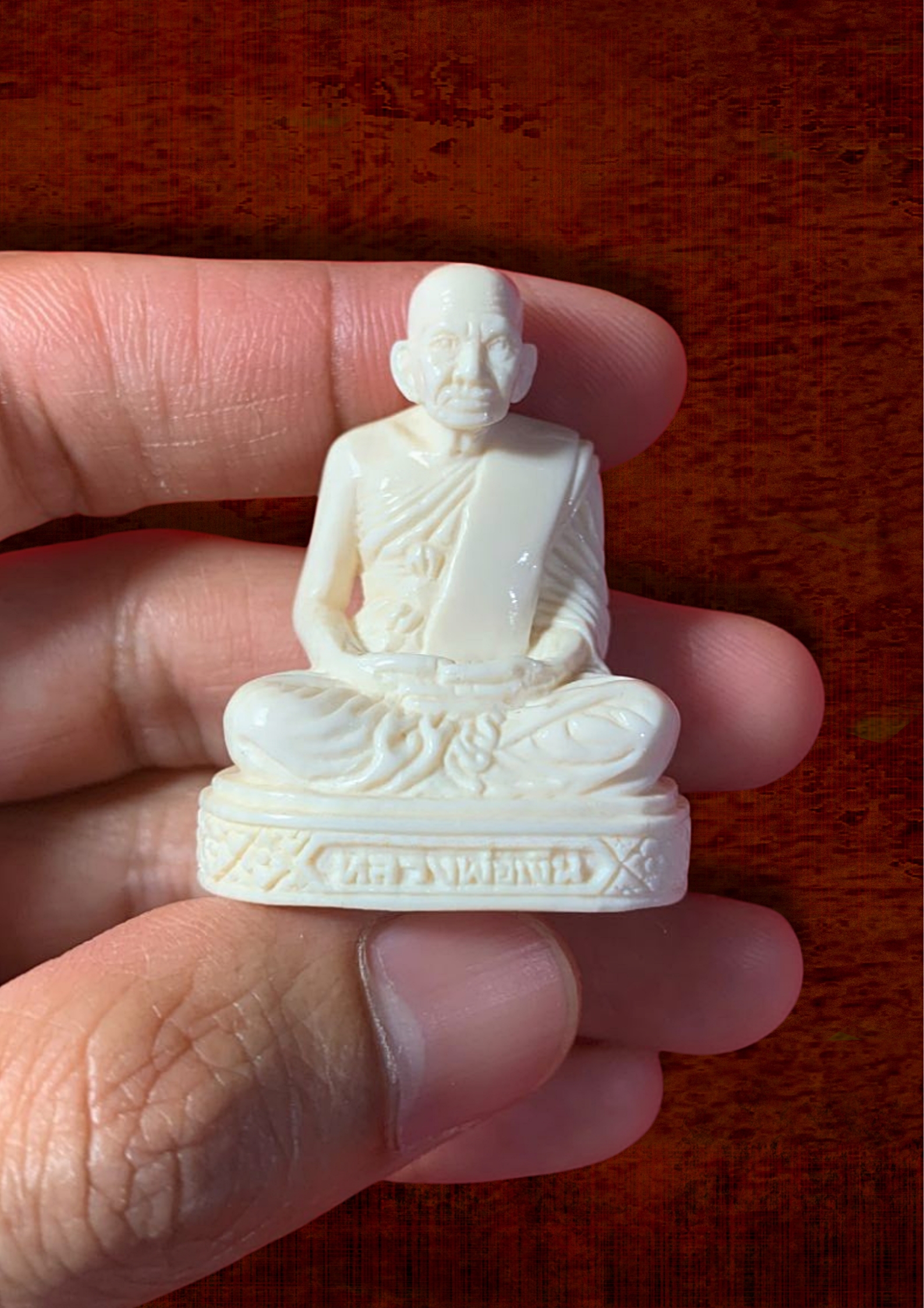 งาแกะหลวงพ่อเงิน วัดบางคลาน สุดยอดเมตตา โชคลาภหายาก