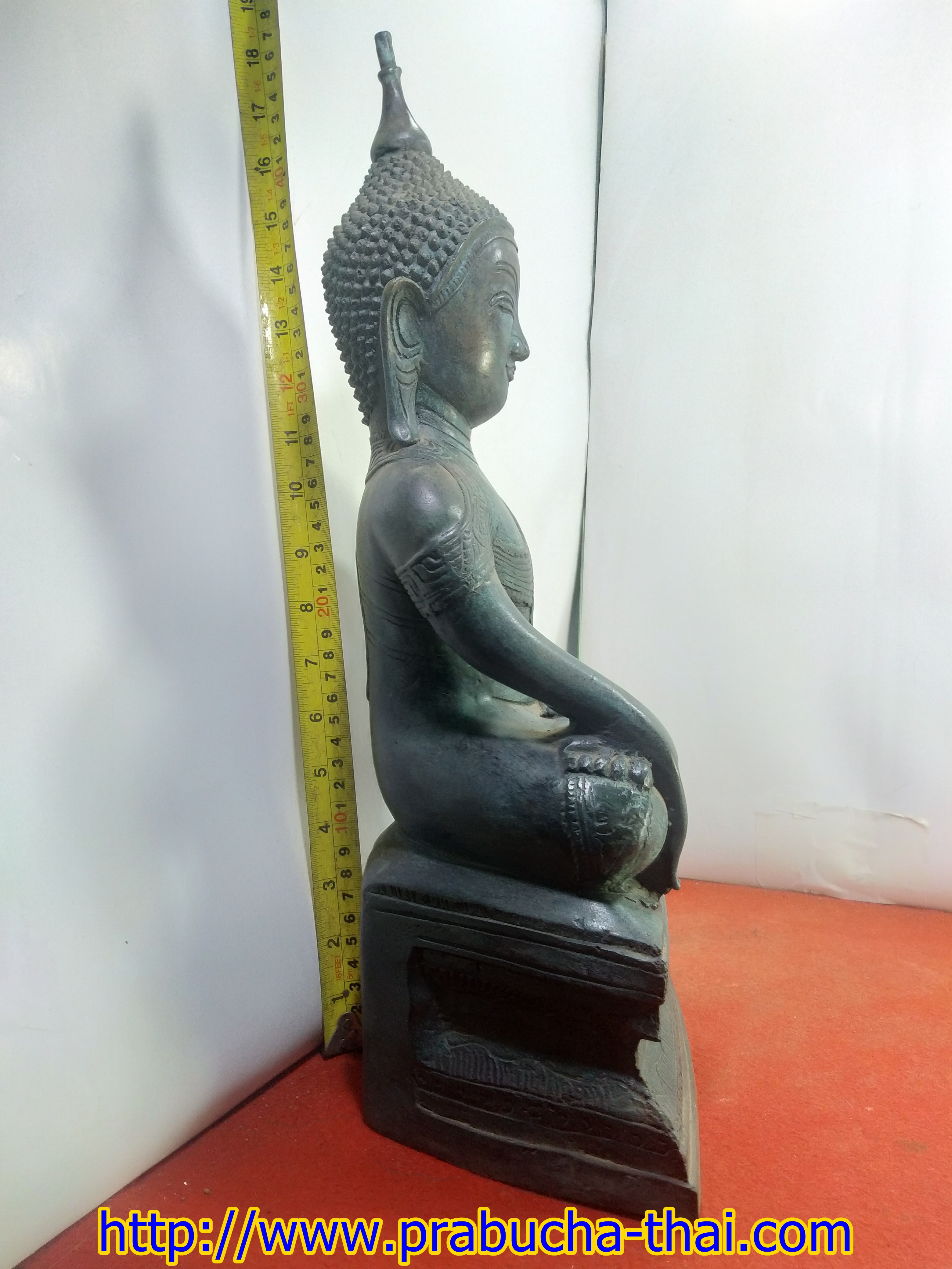 พระเชียงรุ้ง ทรงเครื่อง ฐาน 9 นิ้ว เนื้อโลหะสำริด